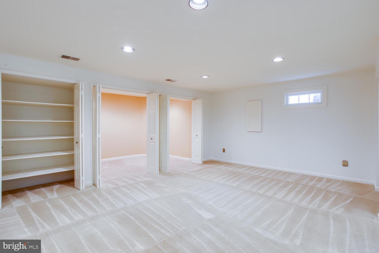 1201 DARTMOUTH RD, ALEXANDRIA, Virginia 22314, 4 Bedrooms Bedrooms, 13 Rooms Rooms,3 BathroomsBathrooms,Residential,For sale,1201 DARTMOUTH RD,VAAX2047358 MLS # VAAX2047358