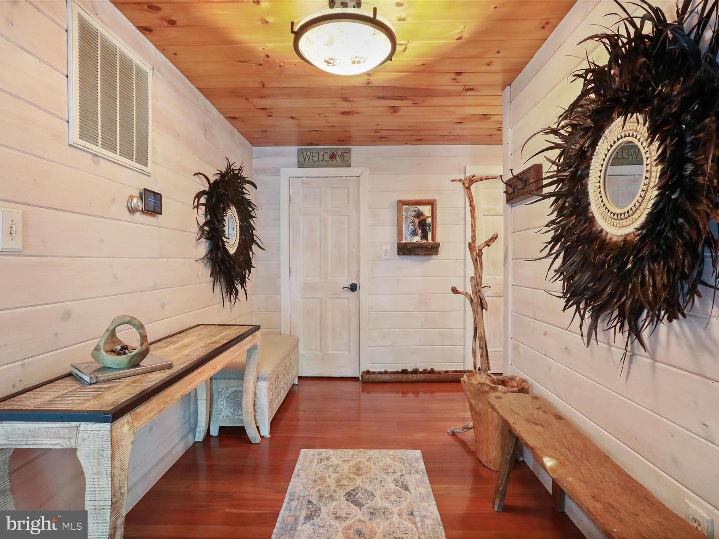 5065 COUNTRY CREEK LN, BROAD RUN, Virginia 20137, 3 Bedrooms Bedrooms, ,3 BathroomsBathrooms,Residential,For sale,5065 COUNTRY CREEK LN,VAFQ2017672 MLS # VAFQ2017672