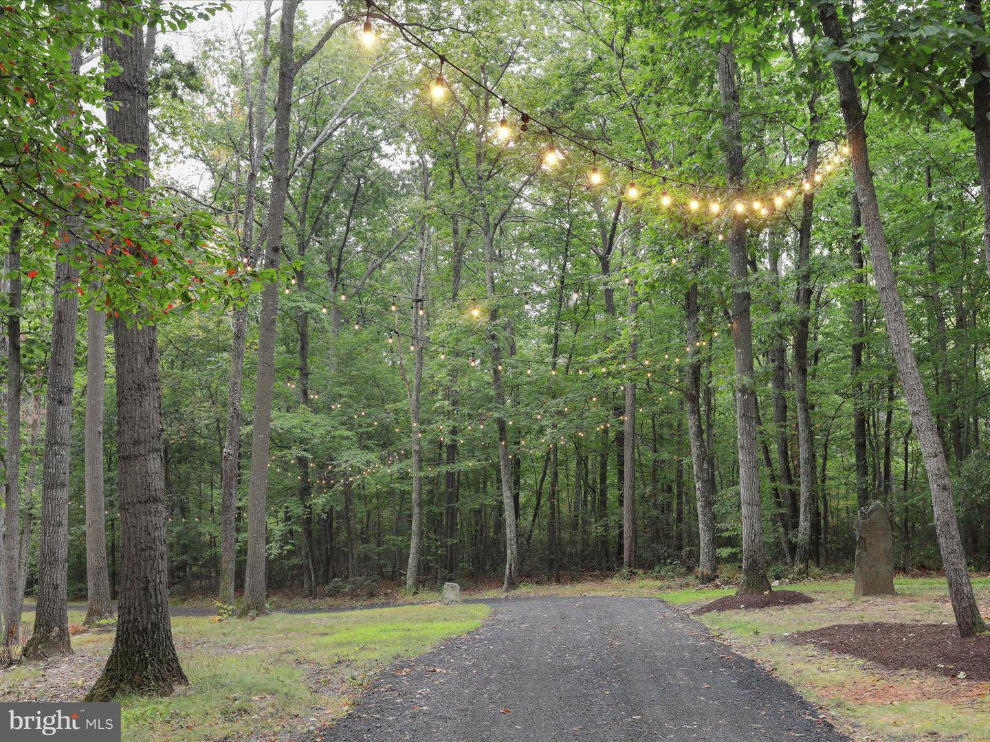 5065 COUNTRY CREEK LN, BROAD RUN, Virginia 20137, 3 Bedrooms Bedrooms, ,3 BathroomsBathrooms,Residential,For sale,5065 COUNTRY CREEK LN,VAFQ2017672 MLS # VAFQ2017672