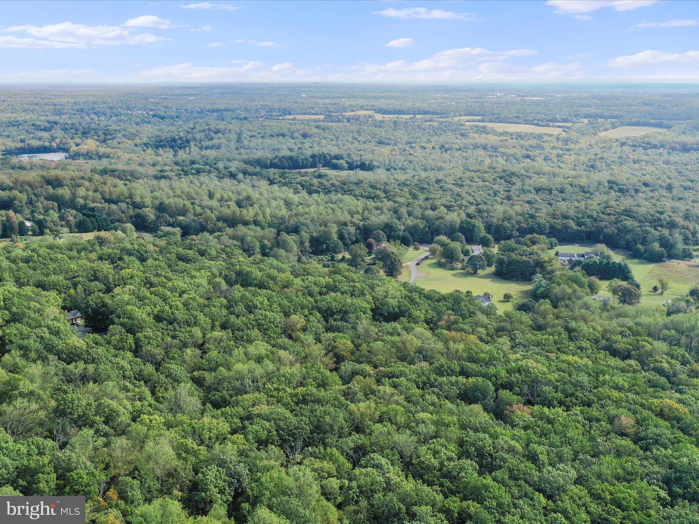 5065 COUNTRY CREEK LN, BROAD RUN, Virginia 20137, 3 Bedrooms Bedrooms, ,3 BathroomsBathrooms,Residential,For sale,5065 COUNTRY CREEK LN,VAFQ2017672 MLS # VAFQ2017672