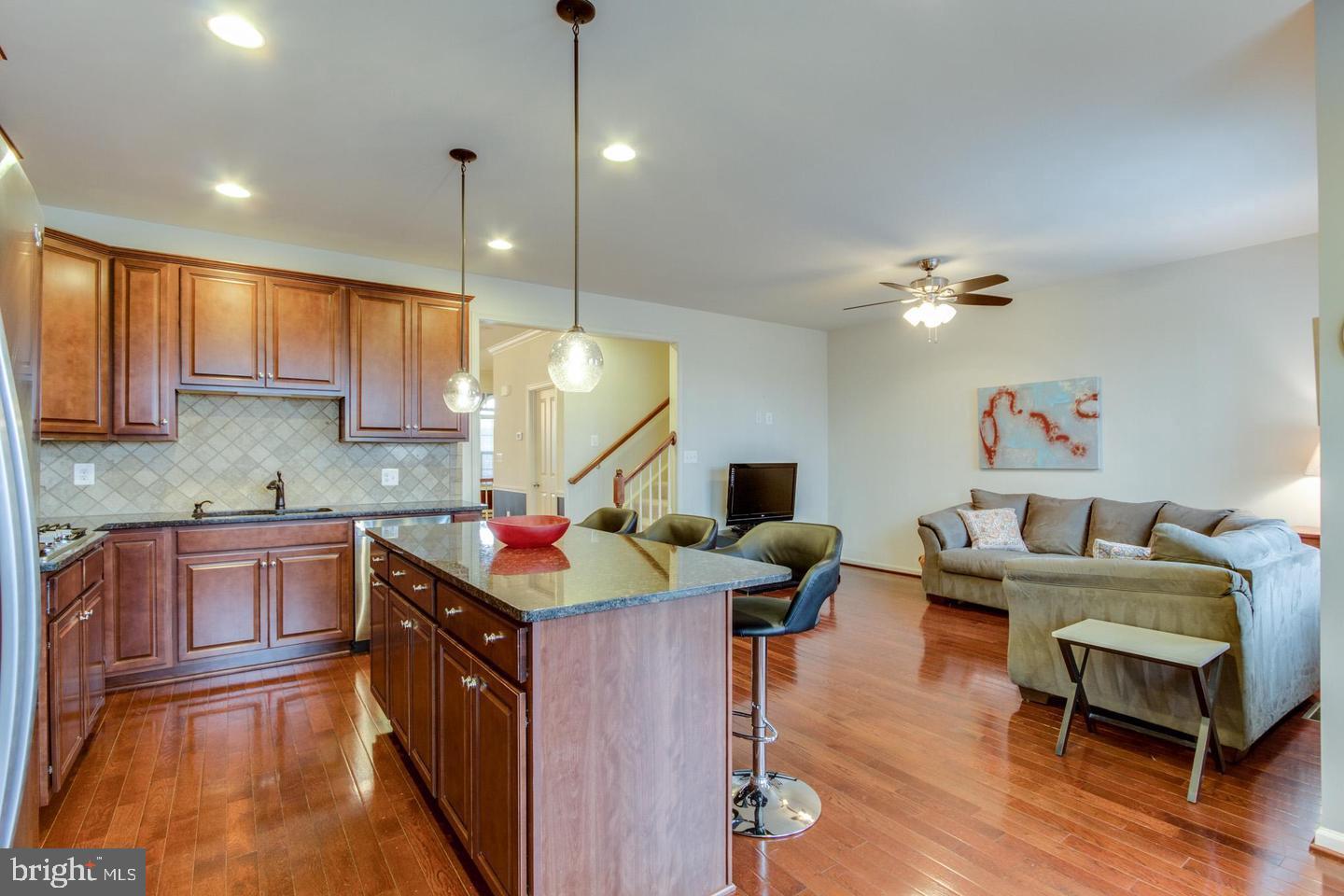 6679 BARTRAMS FOREST LN, HAYMARKET, Virginia 20169, 3 Bedrooms Bedrooms, ,2 BathroomsBathrooms,Residential,For sale,6679 BARTRAMS FOREST LN,VAPW2100728 MLS # VAPW2100728