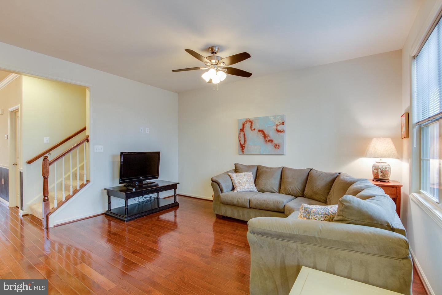 6679 BARTRAMS FOREST LN, HAYMARKET, Virginia 20169, 3 Bedrooms Bedrooms, ,2 BathroomsBathrooms,Residential,For sale,6679 BARTRAMS FOREST LN,VAPW2100728 MLS # VAPW2100728