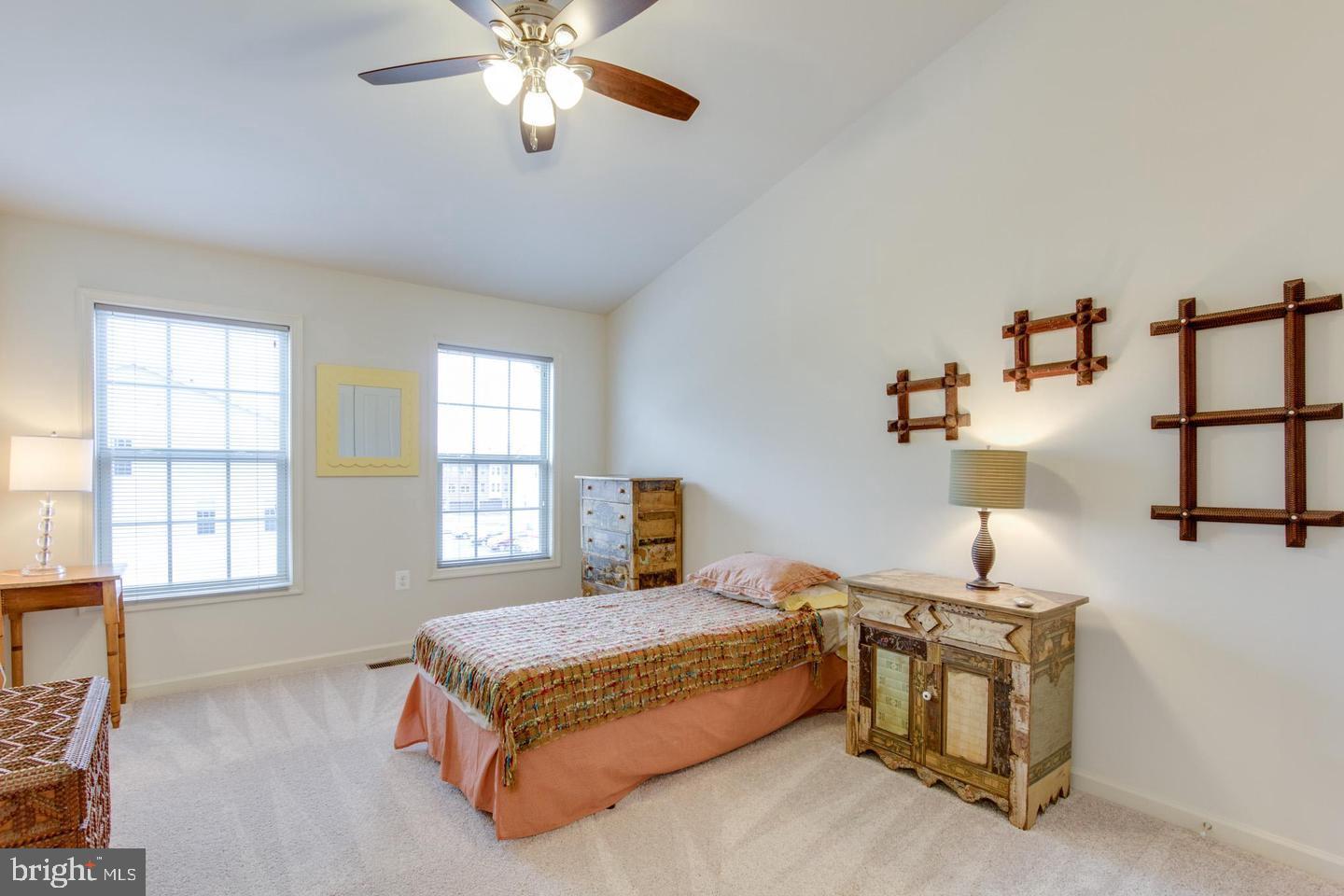6679 BARTRAMS FOREST LN, HAYMARKET, Virginia 20169, 3 Bedrooms Bedrooms, ,2 BathroomsBathrooms,Residential,For sale,6679 BARTRAMS FOREST LN,VAPW2100728 MLS # VAPW2100728
