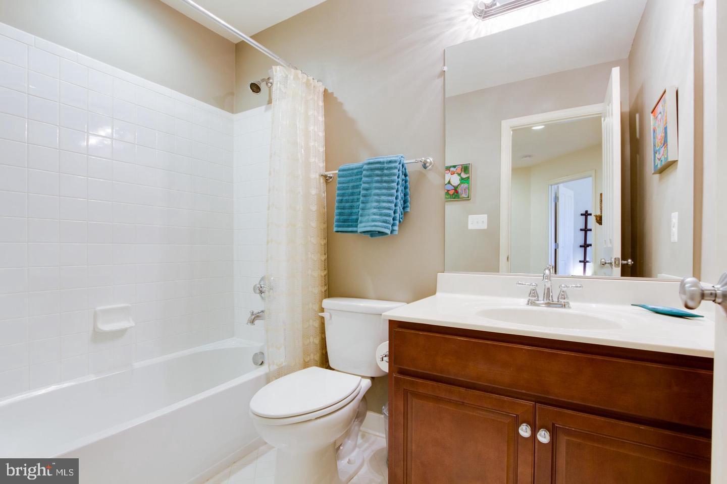 6679 BARTRAMS FOREST LN, HAYMARKET, Virginia 20169, 3 Bedrooms Bedrooms, ,2 BathroomsBathrooms,Residential,For sale,6679 BARTRAMS FOREST LN,VAPW2100728 MLS # VAPW2100728