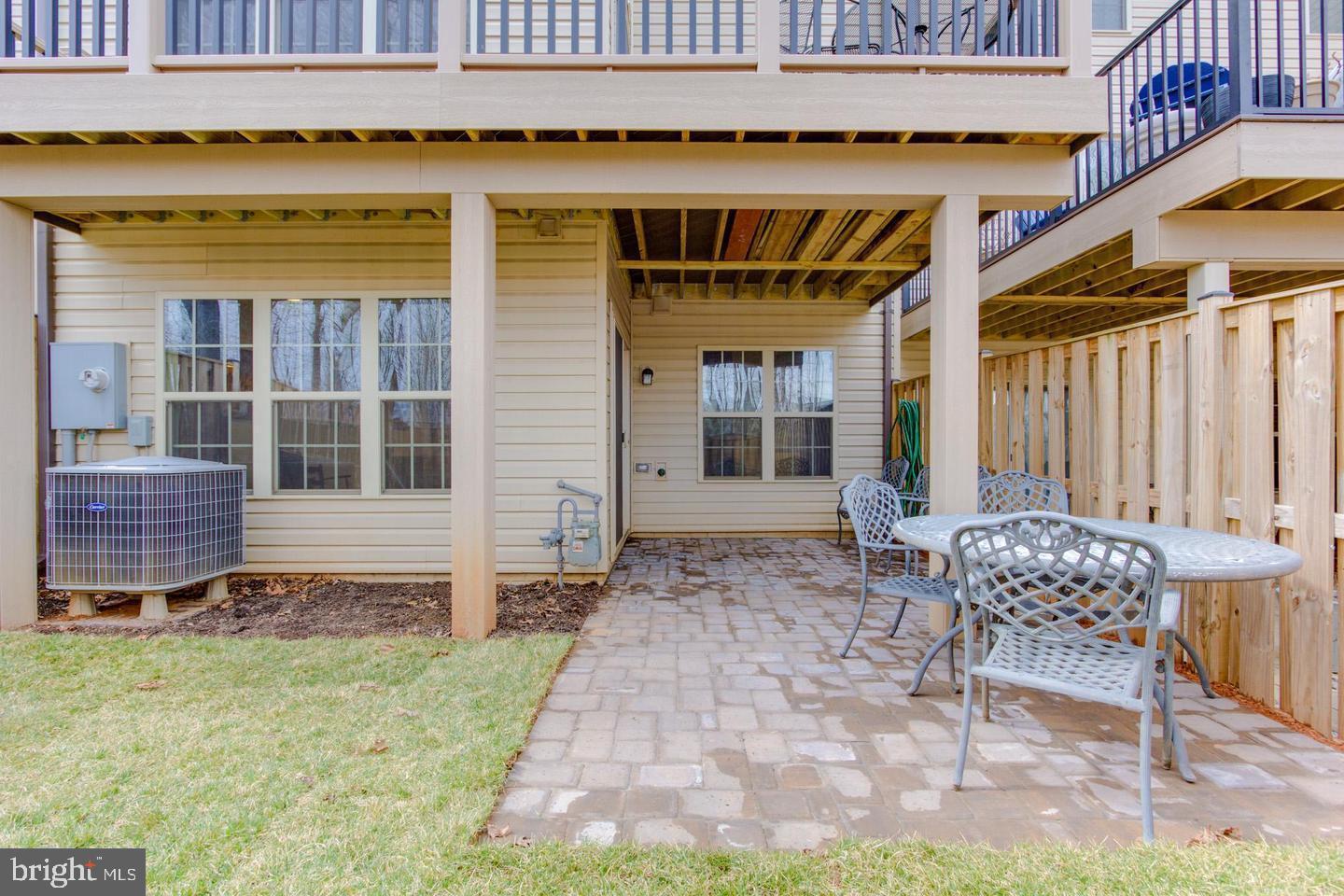 6679 BARTRAMS FOREST LN, HAYMARKET, Virginia 20169, 3 Bedrooms Bedrooms, ,2 BathroomsBathrooms,Residential,For sale,6679 BARTRAMS FOREST LN,VAPW2100728 MLS # VAPW2100728