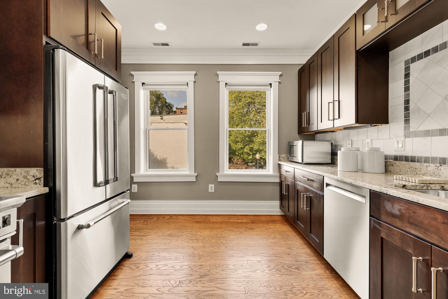 1918 15TH ST NW #2, WASHINGTON, District Of Columbia 20009, 2 Bedrooms Bedrooms, ,2 BathroomsBathrooms,Residential,For sale,1918 15TH ST NW #2,DCDC2214736 MLS # DCDC2214736