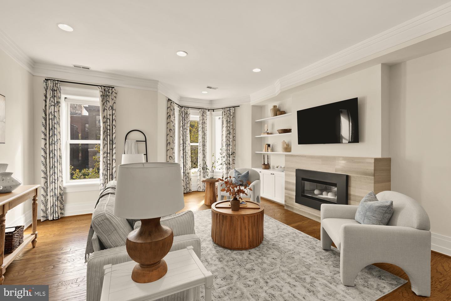 1918 15TH ST NW #2, WASHINGTON, District Of Columbia 20009, 2 Bedrooms Bedrooms, ,2 BathroomsBathrooms,Residential,For sale,1918 15TH ST NW #2,DCDC2214736 MLS # DCDC2214736