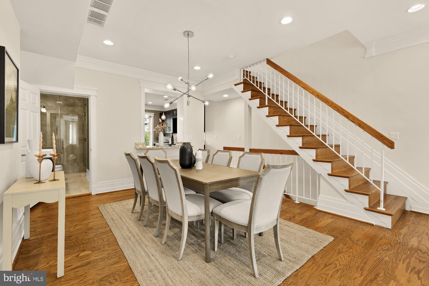 1918 15TH ST NW #2, WASHINGTON, District Of Columbia 20009, 2 Bedrooms Bedrooms, ,2 BathroomsBathrooms,Residential,For sale,1918 15TH ST NW #2,DCDC2214736 MLS # DCDC2214736