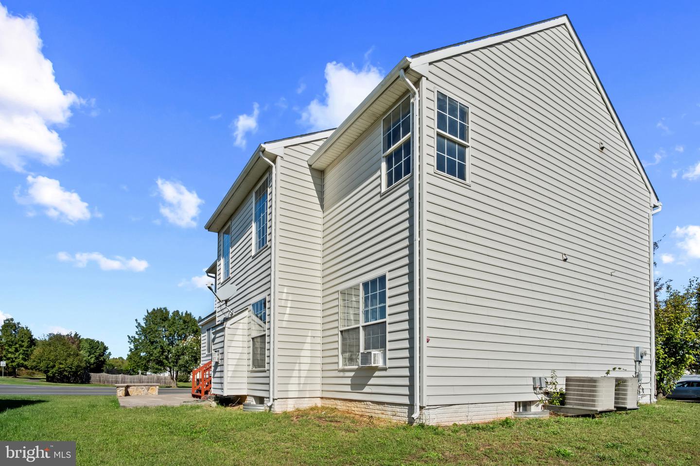 10853 KING NOBEL LN, BEALETON, Virginia 22712, 4 Bedrooms Bedrooms, ,3 BathroomsBathrooms,Residential,For sale,10853 KING NOBEL LN,VAFQ2017904 MLS # VAFQ2017904