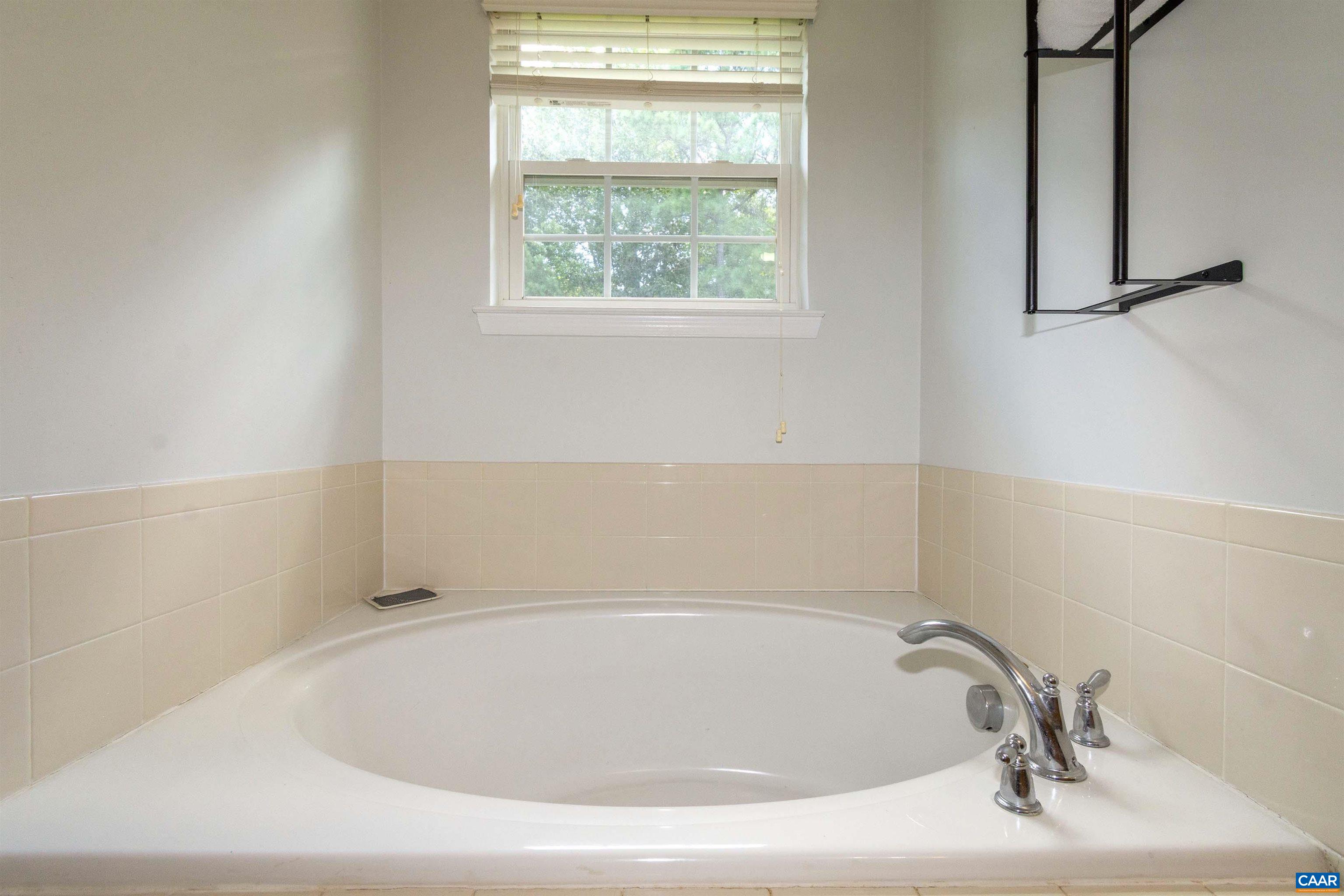 258 DEER RUN DR, ZION CROSSROADS, Virginia 22942, 5 Bedrooms Bedrooms, ,3 BathroomsBathrooms,Residential,258 DEER RUN DR,668544 MLS # 668544