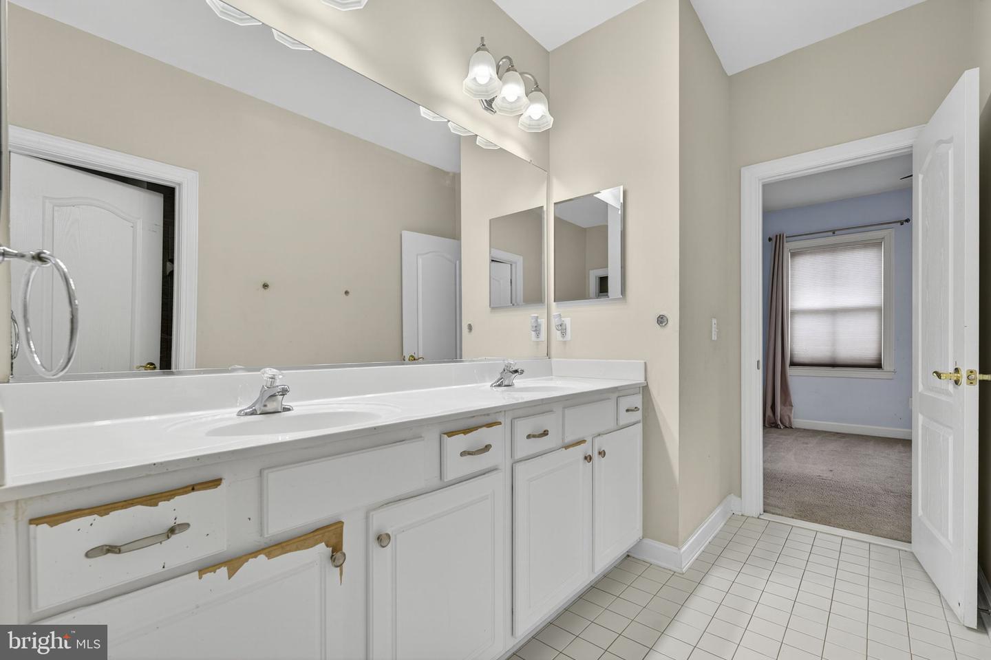 10554 ANDREW HUMPHREYS CT, BRISTOW, Virginia 20136, 5 Bedrooms Bedrooms, ,4 BathroomsBathrooms,Residential,For sale,10554 ANDREW HUMPHREYS CT,VAPW2102624 MLS # VAPW2102624