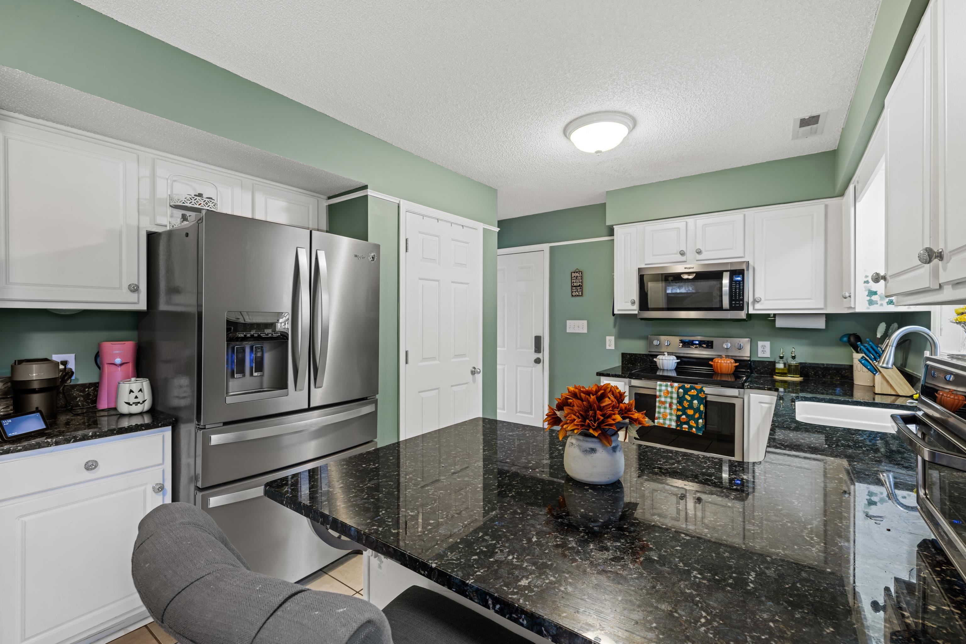 48 MEADOW RIDGE RD, WAYNESBORO, Virginia 22980, 4 Bedrooms Bedrooms, ,2 BathroomsBathrooms,Residential,48 MEADOW RIDGE RD,669726 MLS # 669726