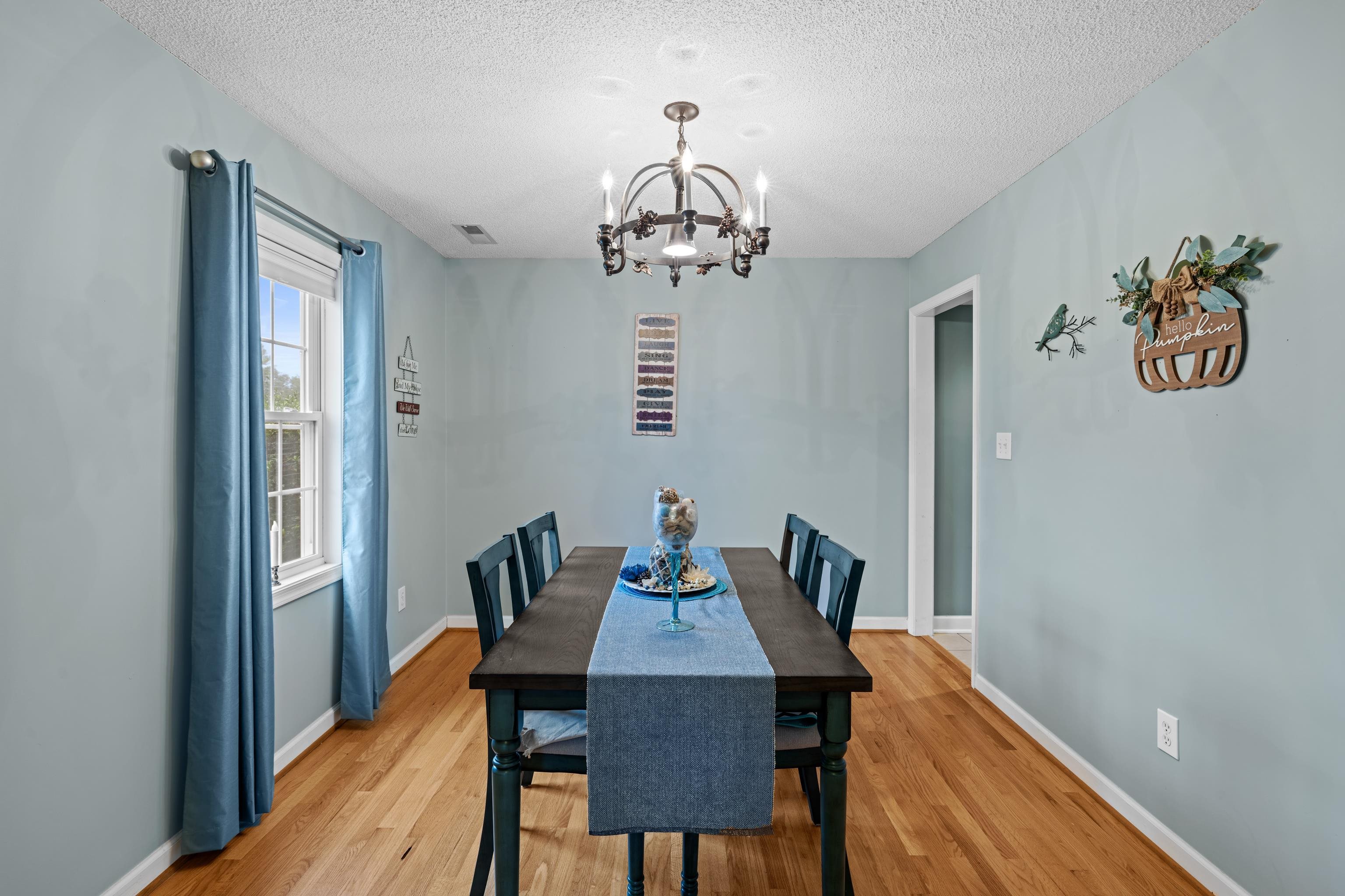 48 MEADOW RIDGE RD, WAYNESBORO, Virginia 22980, 4 Bedrooms Bedrooms, ,2 BathroomsBathrooms,Residential,48 MEADOW RIDGE RD,669726 MLS # 669726