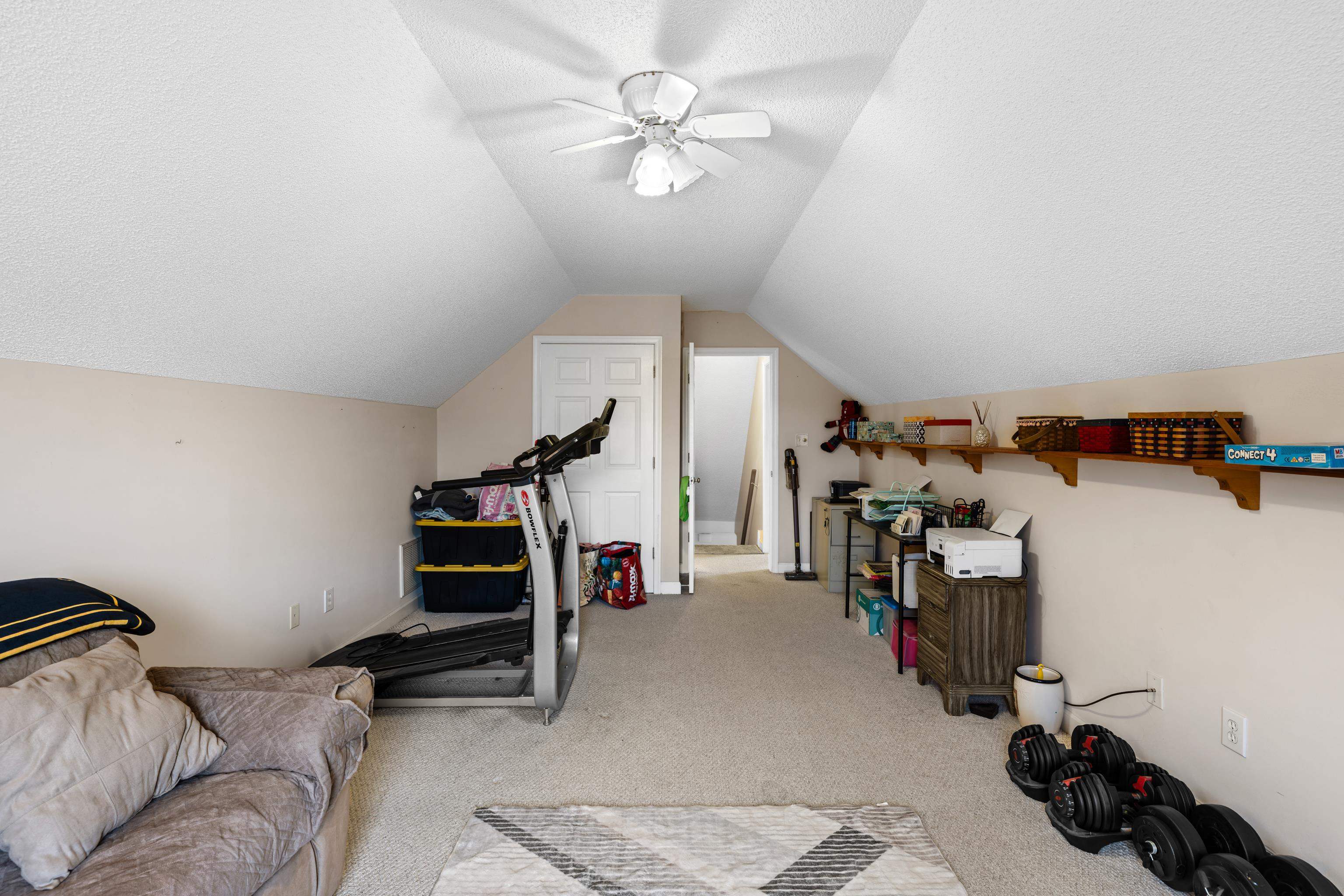 48 MEADOW RIDGE RD, WAYNESBORO, Virginia 22980, 4 Bedrooms Bedrooms, ,2 BathroomsBathrooms,Residential,48 MEADOW RIDGE RD,669726 MLS # 669726