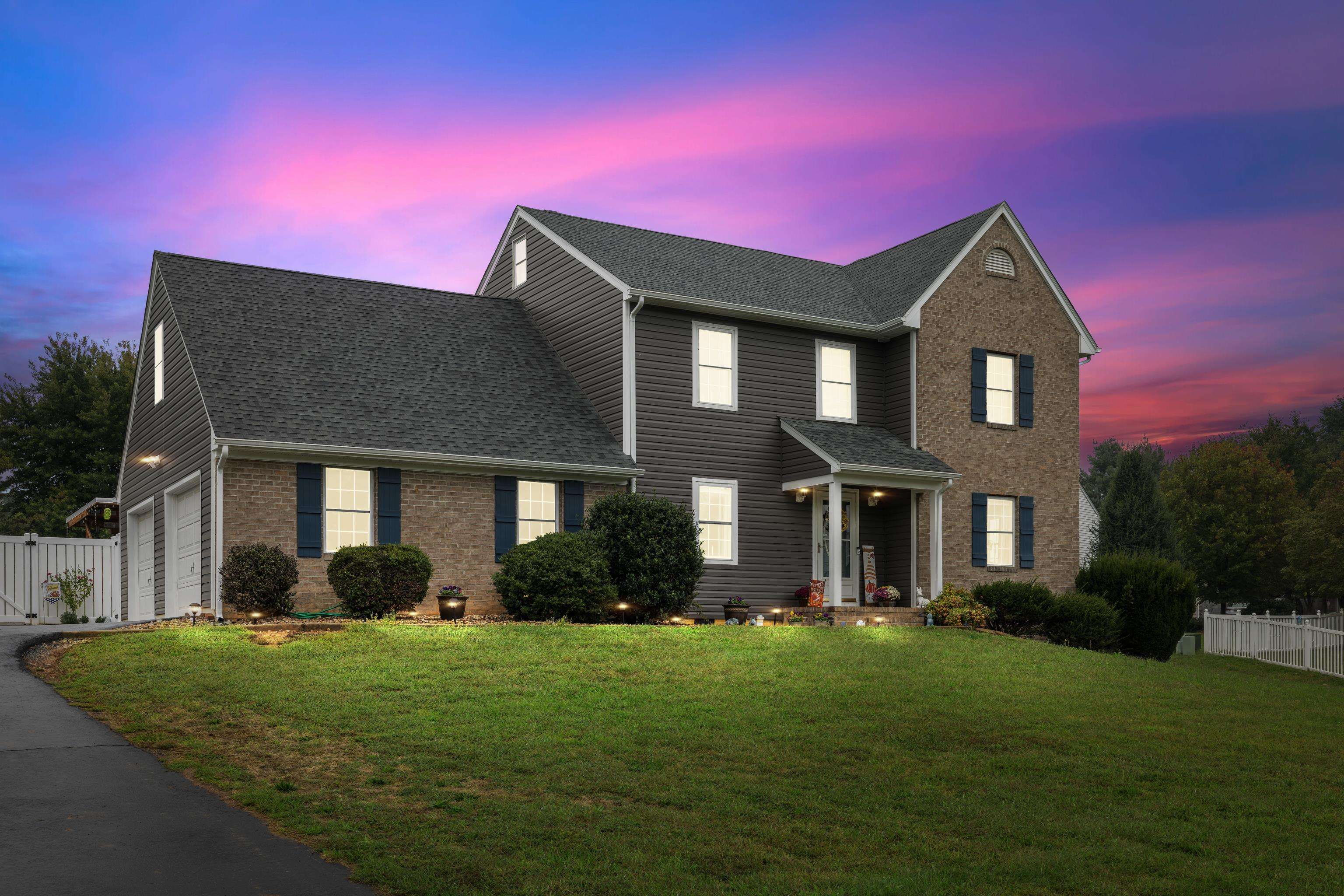48 MEADOW RIDGE RD, WAYNESBORO, Virginia 22980, 4 Bedrooms Bedrooms, ,2 BathroomsBathrooms,Residential,48 MEADOW RIDGE RD,669726 MLS # 669726