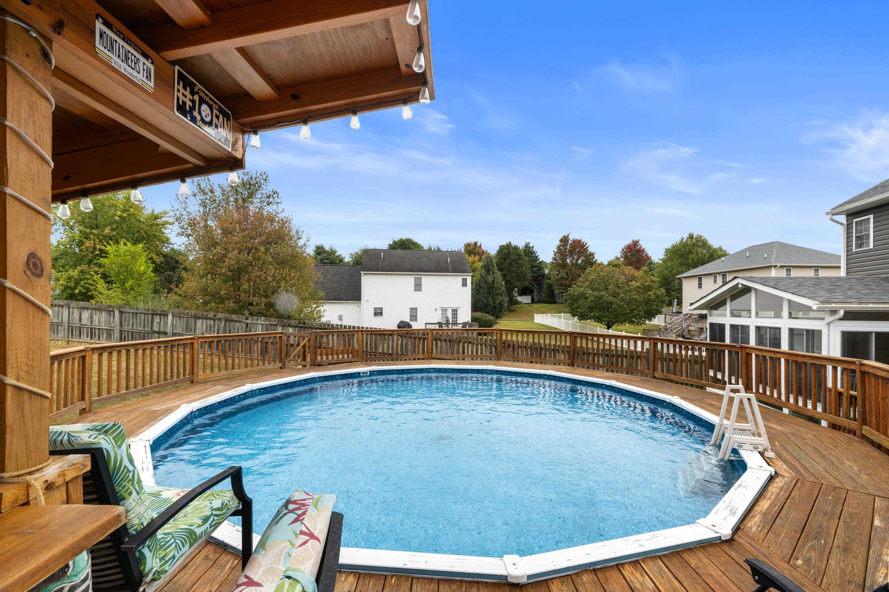 48 MEADOW RIDGE RD, WAYNESBORO, Virginia 22980, 4 Bedrooms Bedrooms, ,2 BathroomsBathrooms,Residential,48 MEADOW RIDGE RD,669726 MLS # 669726