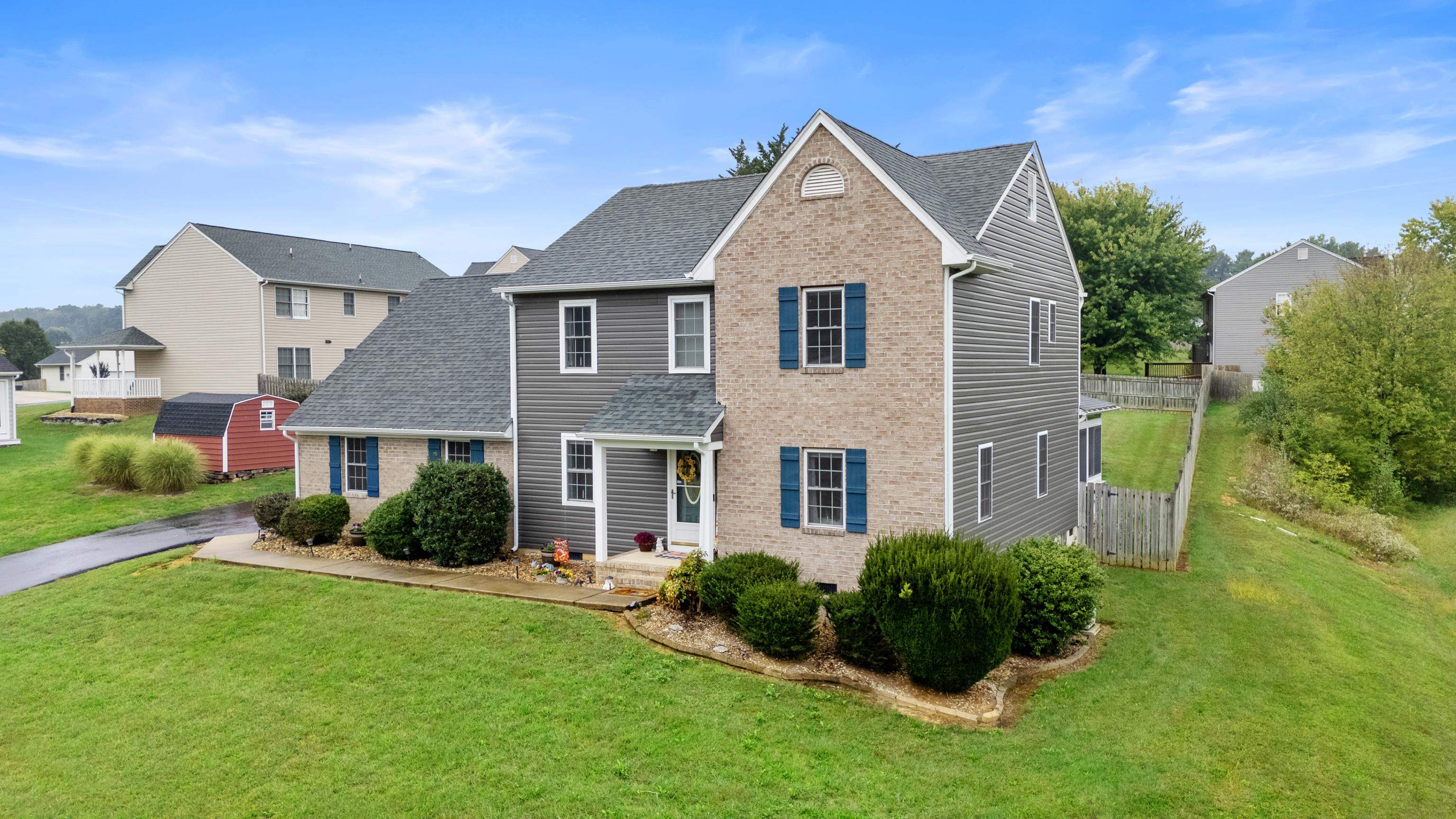 48 MEADOW RIDGE RD, WAYNESBORO, Virginia 22980, 4 Bedrooms Bedrooms, ,2 BathroomsBathrooms,Residential,48 MEADOW RIDGE RD,669726 MLS # 669726
