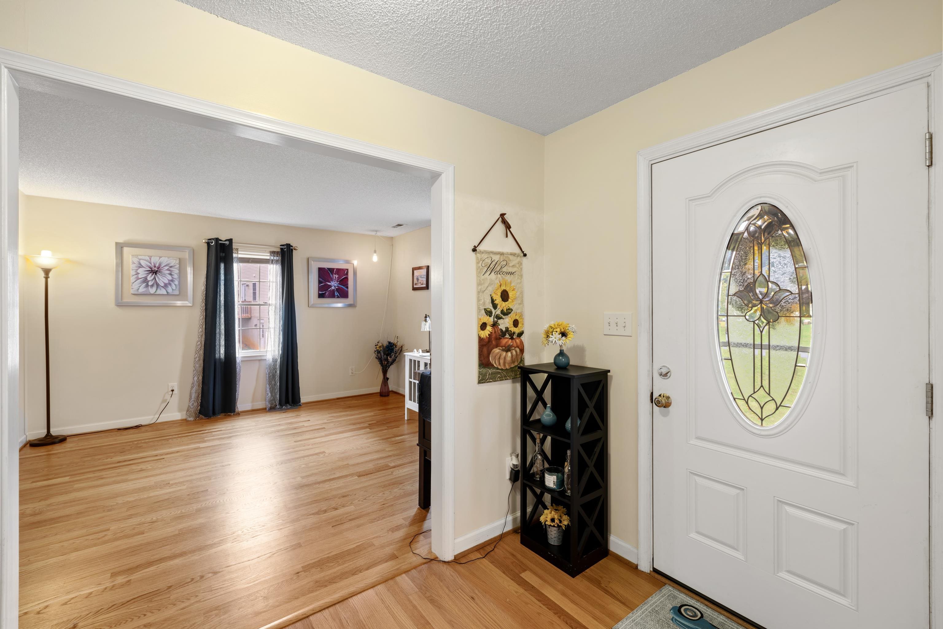 48 MEADOW RIDGE RD, WAYNESBORO, Virginia 22980, 4 Bedrooms Bedrooms, ,2 BathroomsBathrooms,Residential,48 MEADOW RIDGE RD,669726 MLS # 669726