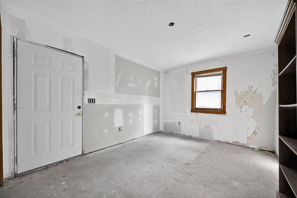 84 OVERLOOK AVE, MOUNT SIDNEY, Virginia 24467, 4 Bedrooms Bedrooms, ,3 BathroomsBathrooms,Residential,84 OVERLOOK AVE,669733 MLS # 669733 84 OVERLOOK AVE, MOUNT SIDNEY, Virginia 24467, 4 Bedrooms Bedrooms, ,3 BathroomsBathrooms,Residential,84 OVERLOOK AVE,669733 MLS # 669733