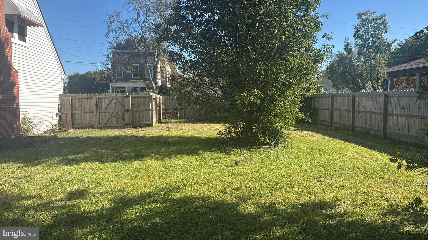 1910 RAWLINGS ST, RICHMOND, Virginia 23231, 3 Bedrooms Bedrooms, 8 Rooms Rooms,2 BathroomsBathrooms,Residential,For sale,1910 RAWLINGS ST,VARC2000740 MLS # VARC2000740