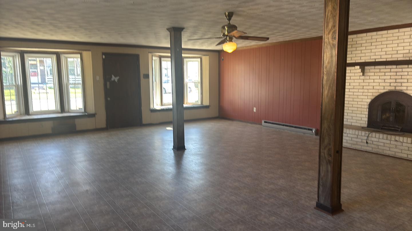 1910 RAWLINGS ST, RICHMOND, Virginia 23231, 3 Bedrooms Bedrooms, 8 Rooms Rooms,2 BathroomsBathrooms,Residential,For sale,1910 RAWLINGS ST,VARC2000740 MLS # VARC2000740