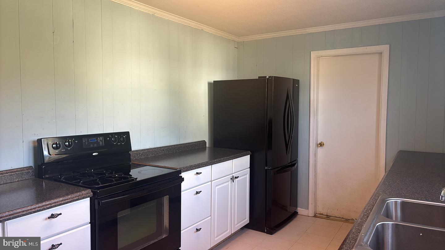1910 RAWLINGS ST, RICHMOND, Virginia 23231, 3 Bedrooms Bedrooms, 8 Rooms Rooms,2 BathroomsBathrooms,Residential,For sale,1910 RAWLINGS ST,VARC2000740 MLS # VARC2000740
