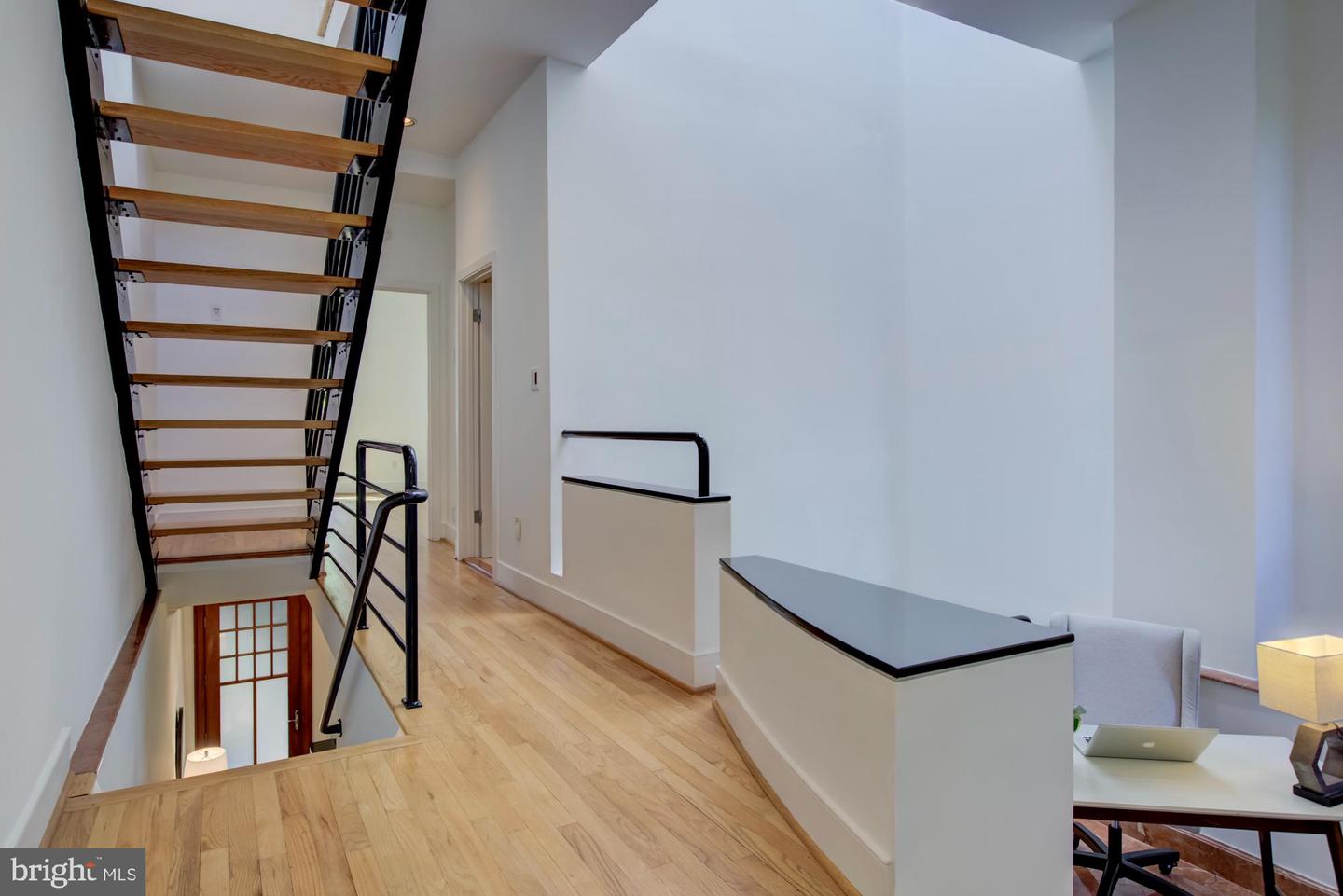632 C ST NE, WASHINGTON, District Of Columbia 20002, 3 Bedrooms Bedrooms, 6 Rooms Rooms,2 BathroomsBathrooms,Residential,For sale,632 C ST NE,DCDC2217044 MLS # DCDC2217044