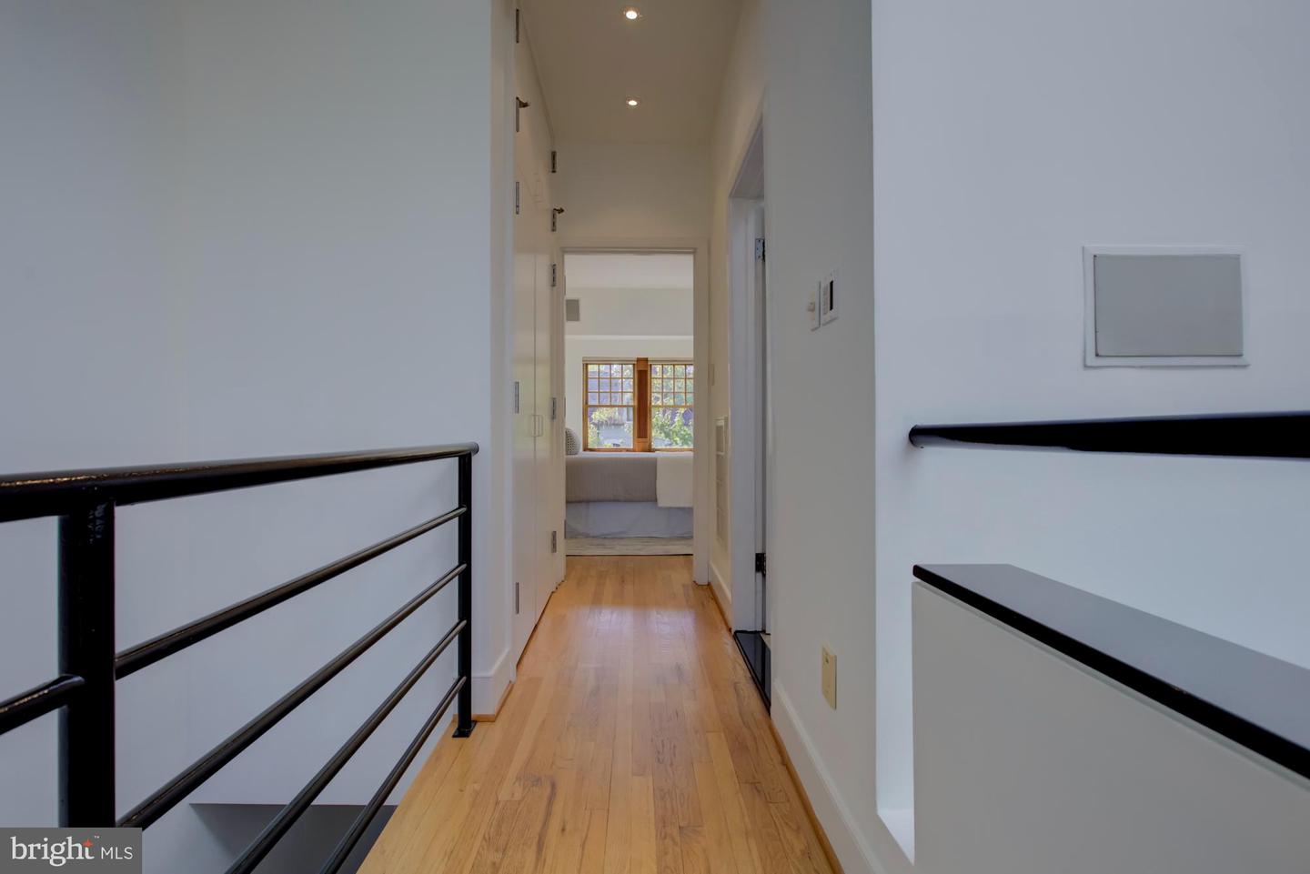 632 C ST NE, WASHINGTON, District Of Columbia 20002, 3 Bedrooms Bedrooms, 6 Rooms Rooms,2 BathroomsBathrooms,Residential,For sale,632 C ST NE,DCDC2217044 MLS # DCDC2217044