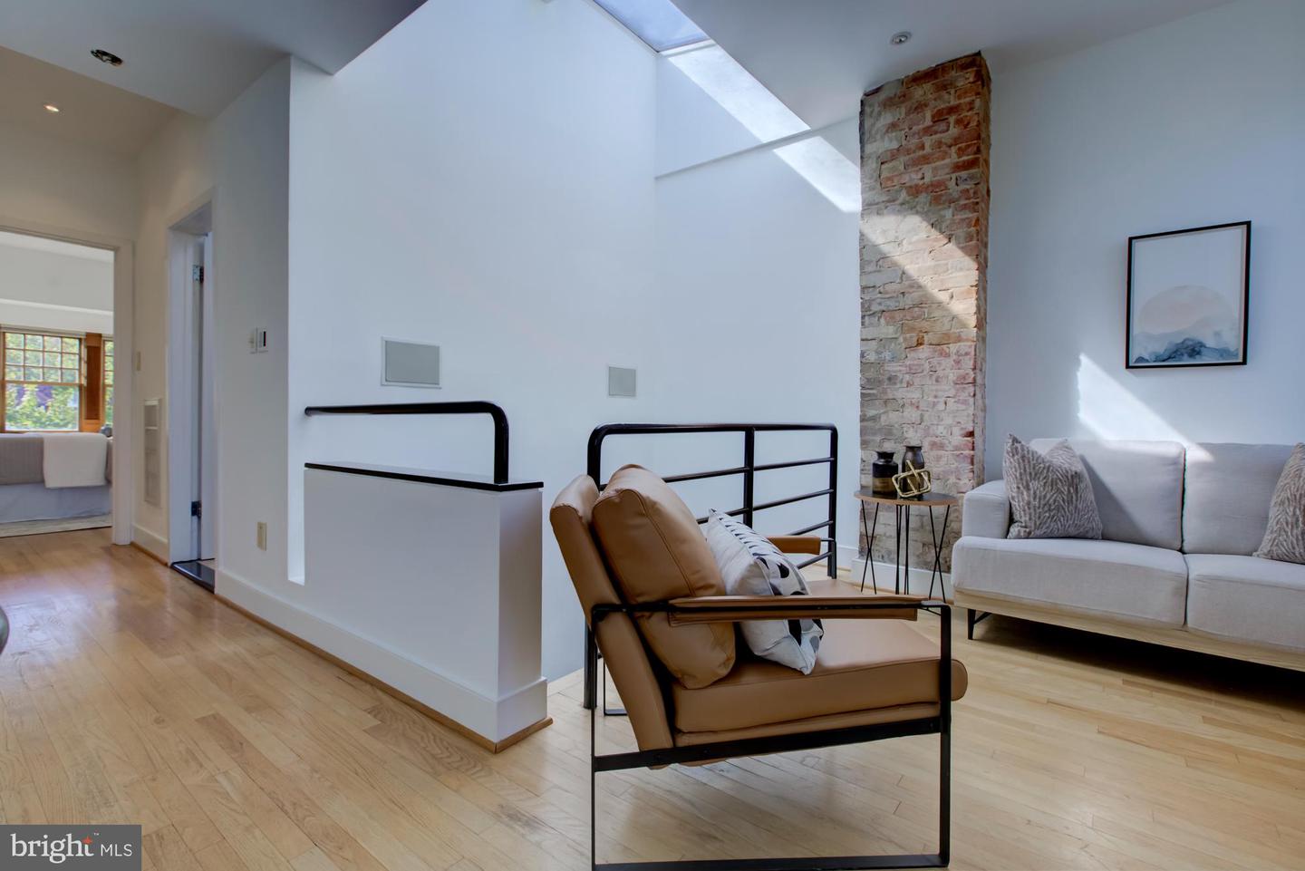 632 C ST NE, WASHINGTON, District Of Columbia 20002, 3 Bedrooms Bedrooms, 6 Rooms Rooms,2 BathroomsBathrooms,Residential,For sale,632 C ST NE,DCDC2217044 MLS # DCDC2217044