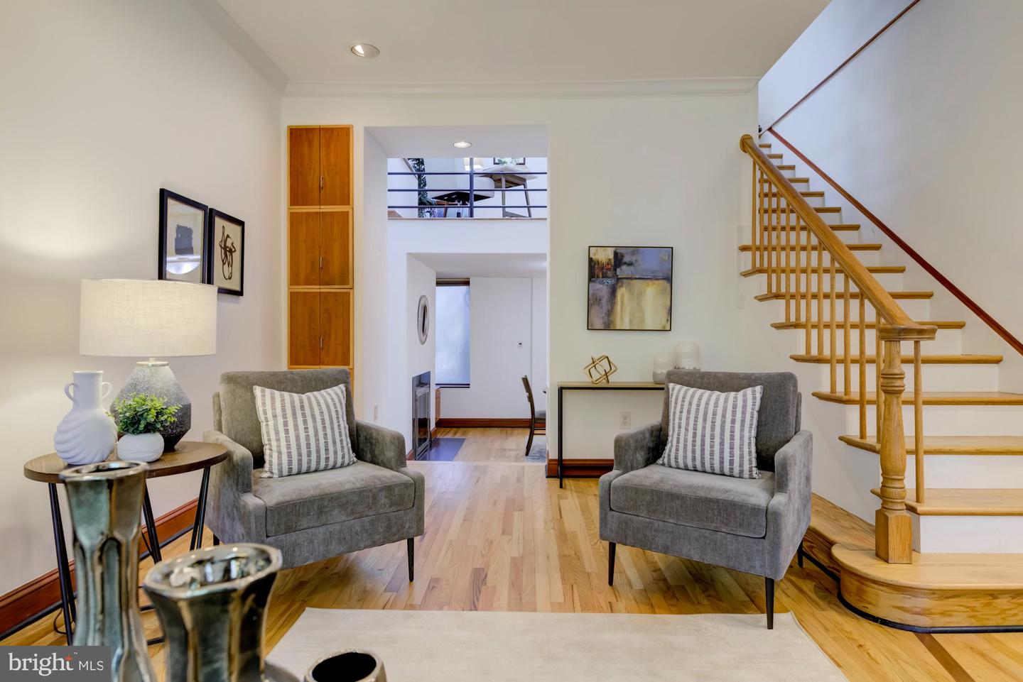 632 C ST NE, WASHINGTON, District Of Columbia 20002, 3 Bedrooms Bedrooms, 6 Rooms Rooms,2 BathroomsBathrooms,Residential,For sale,632 C ST NE,DCDC2217044 MLS # DCDC2217044