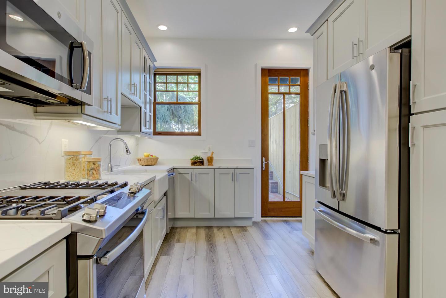 632 C ST NE, WASHINGTON, District Of Columbia 20002, 3 Bedrooms Bedrooms, 6 Rooms Rooms,2 BathroomsBathrooms,Residential,For sale,632 C ST NE,DCDC2217044 MLS # DCDC2217044