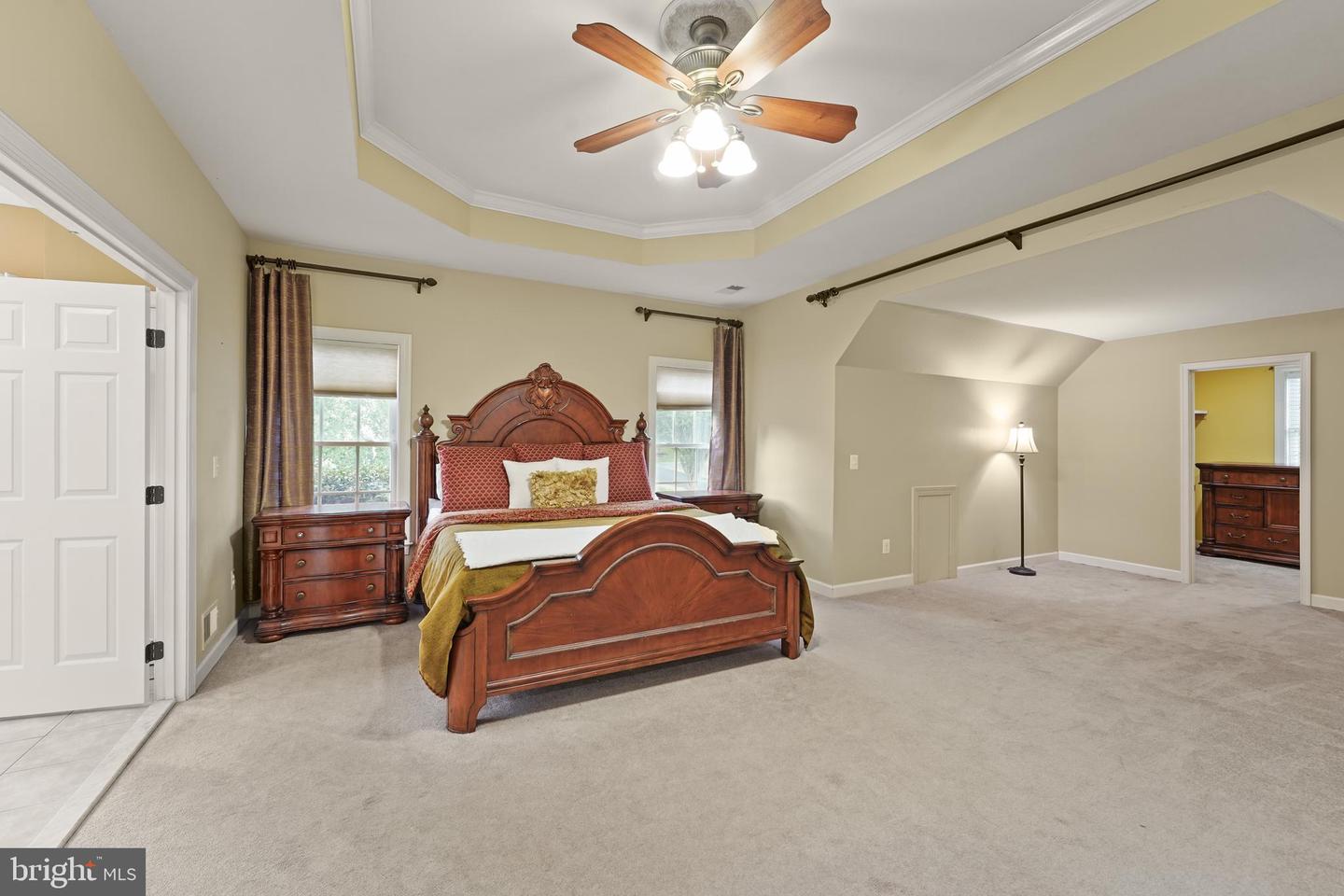24224 KNOLLBROOK PL, ALDIE, Virginia 20105, 6 Bedrooms Bedrooms, ,5 BathroomsBathrooms,Residential,For sale,24224 KNOLLBROOK PL,VALO2105500 MLS # VALO2105500
