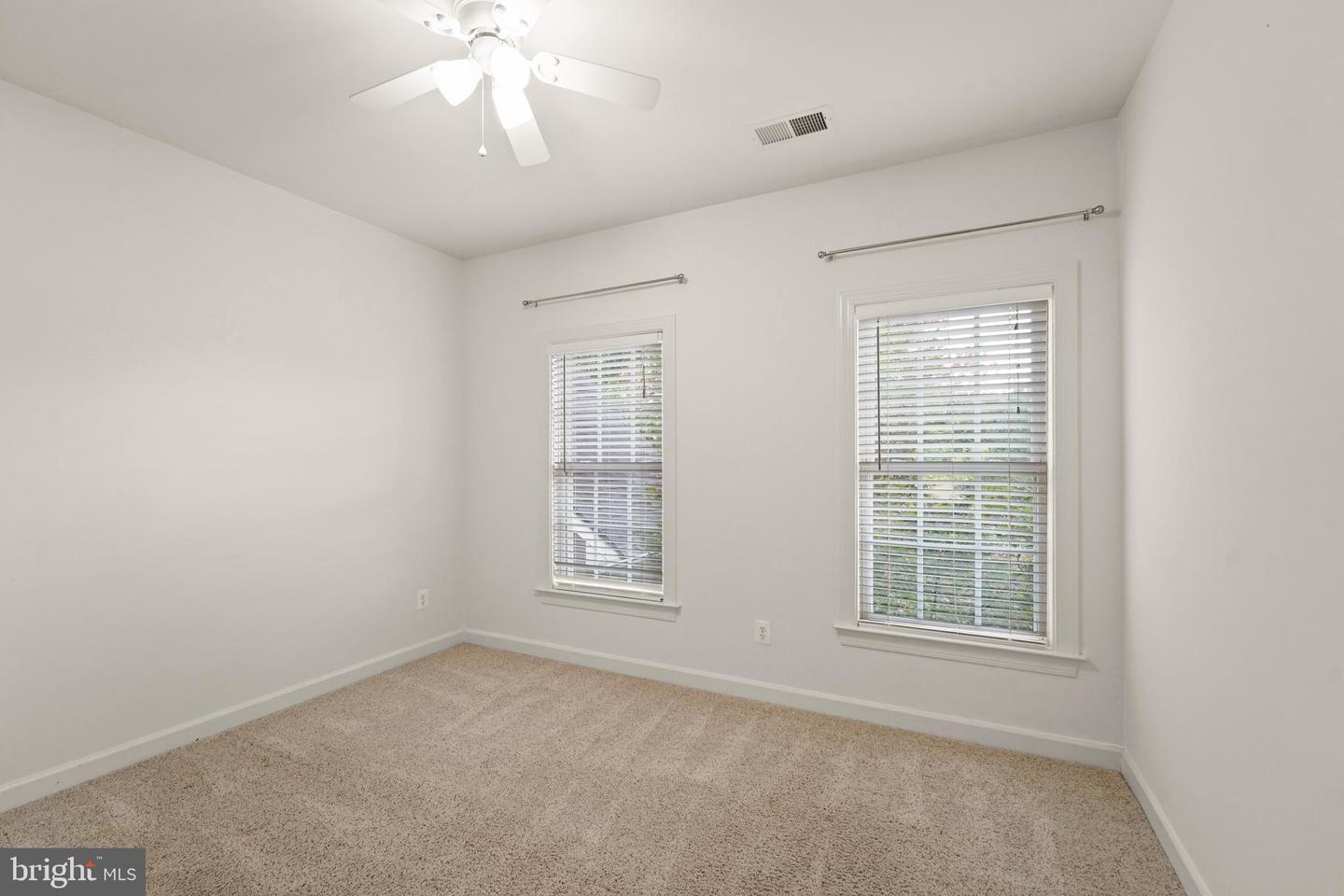 24224 KNOLLBROOK PL, ALDIE, Virginia 20105, 6 Bedrooms Bedrooms, ,5 BathroomsBathrooms,Residential,For sale,24224 KNOLLBROOK PL,VALO2105500 MLS # VALO2105500