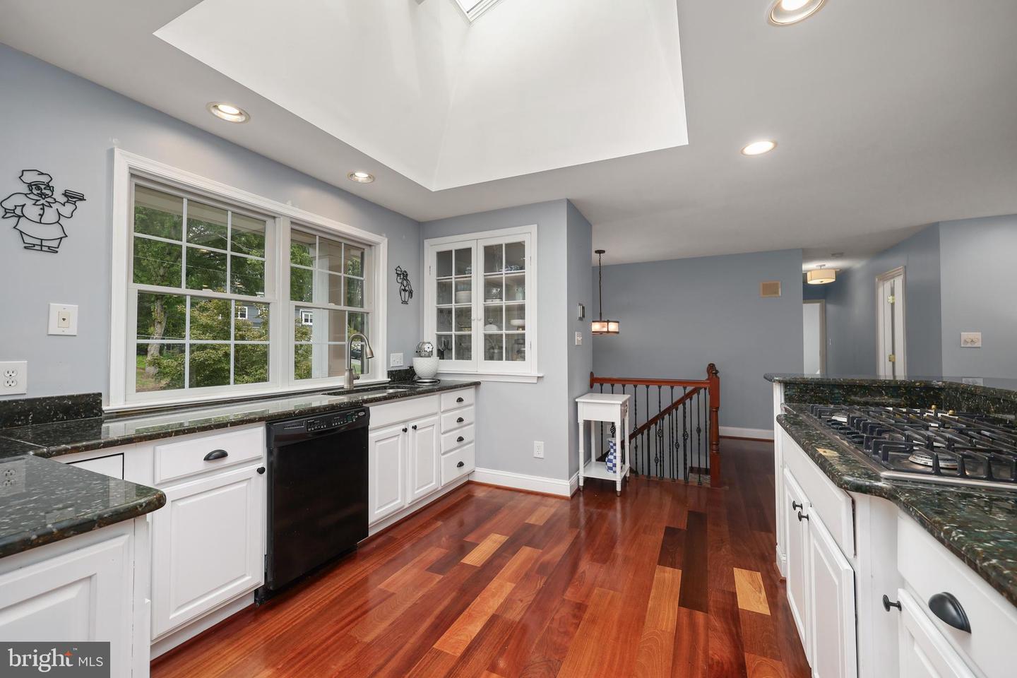 4505 DOLPHIN LN, ALEXANDRIA, Virginia 22309, 5 Bedrooms Bedrooms, ,4 BathroomsBathrooms,Residential,For sale,4505 DOLPHIN LN,VAFX2264534 MLS # VAFX2264534