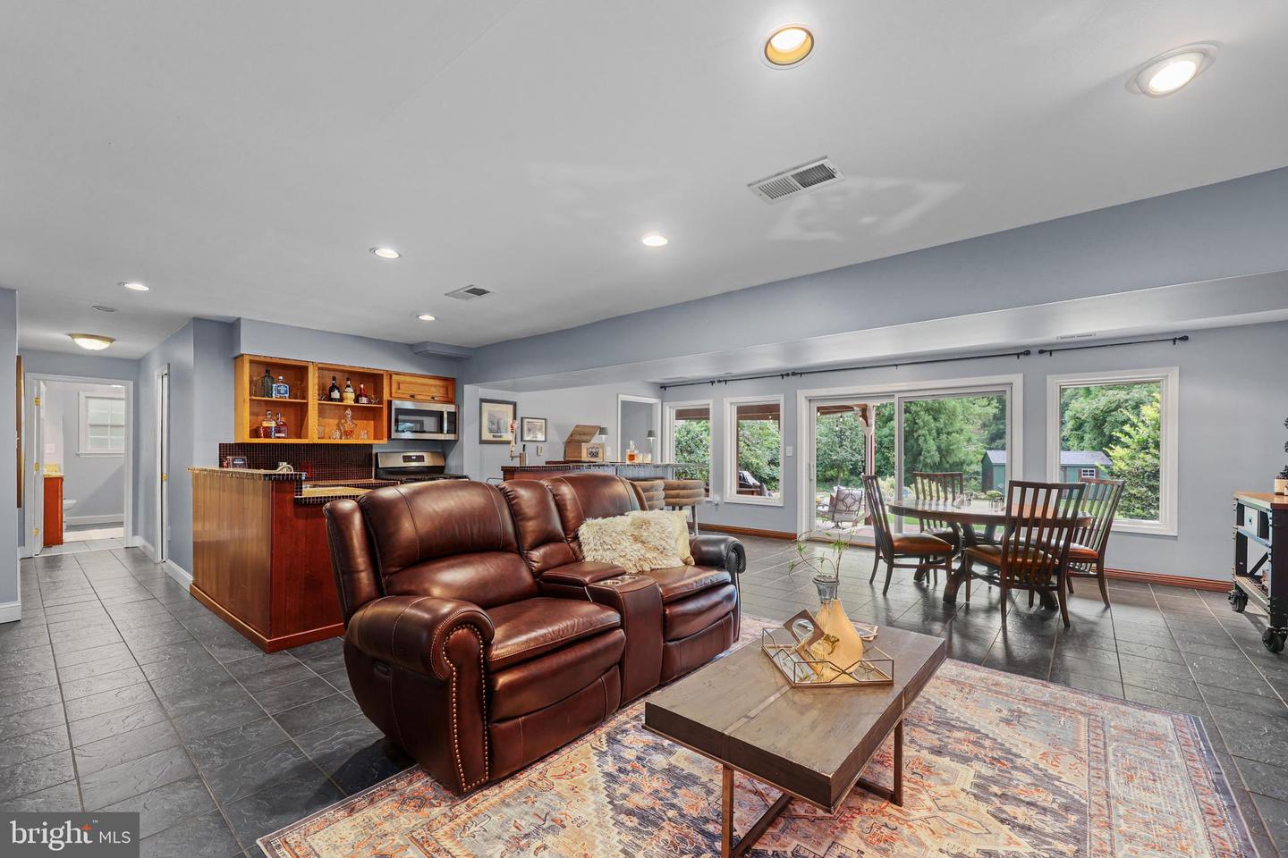 4505 DOLPHIN LN, ALEXANDRIA, Virginia 22309, 5 Bedrooms Bedrooms, ,4 BathroomsBathrooms,Residential,For sale,4505 DOLPHIN LN,VAFX2264534 MLS # VAFX2264534