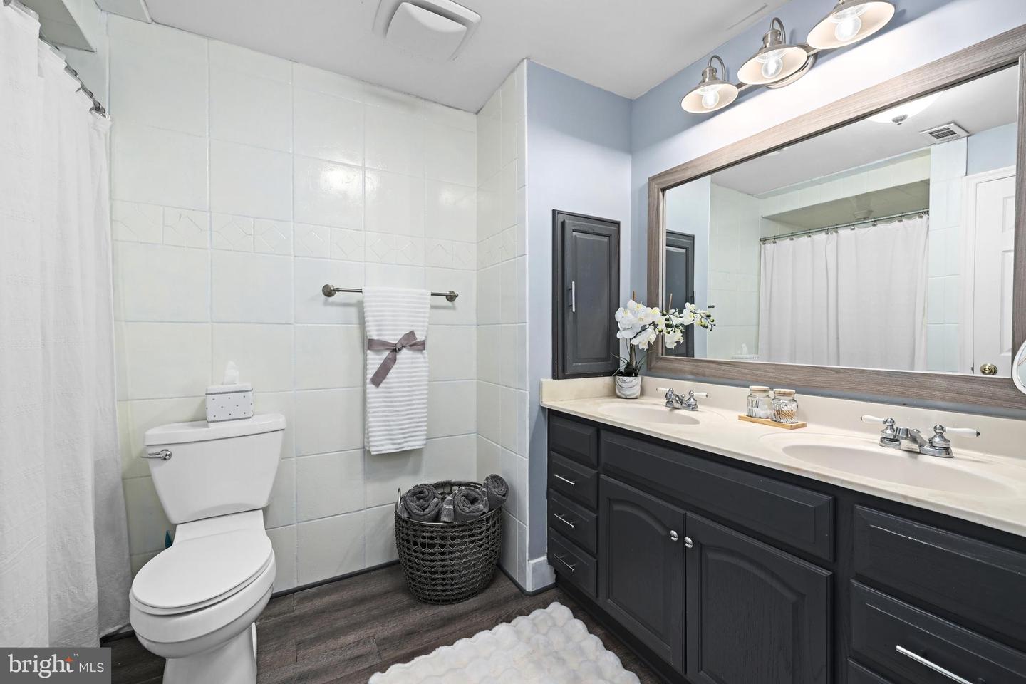 4505 DOLPHIN LN, ALEXANDRIA, Virginia 22309, 5 Bedrooms Bedrooms, ,4 BathroomsBathrooms,Residential,For sale,4505 DOLPHIN LN,VAFX2264534 MLS # VAFX2264534