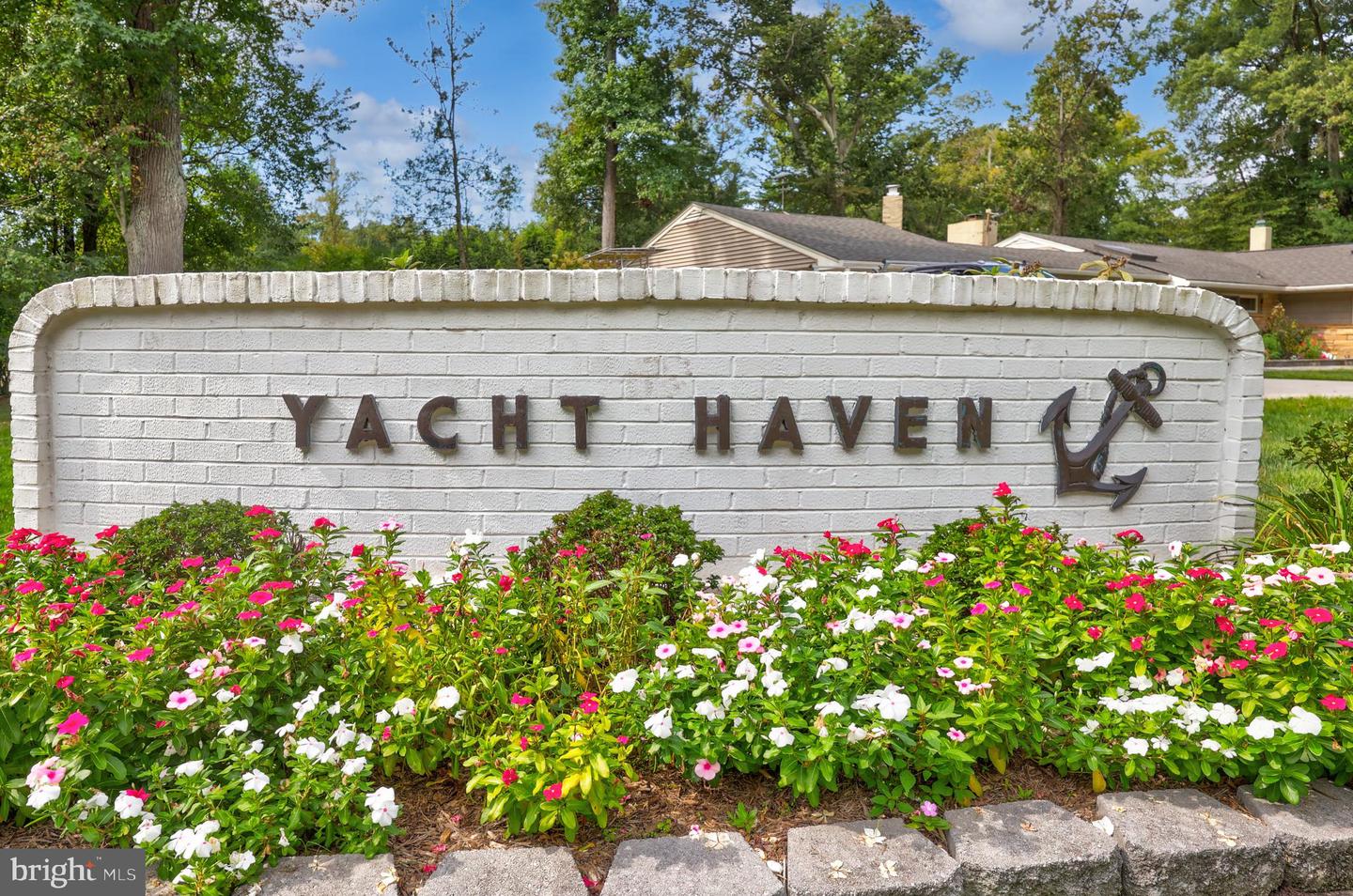 4505 DOLPHIN LN, ALEXANDRIA, Virginia 22309, 5 Bedrooms Bedrooms, ,4 BathroomsBathrooms,Residential,For sale,4505 DOLPHIN LN,VAFX2264534 MLS # VAFX2264534