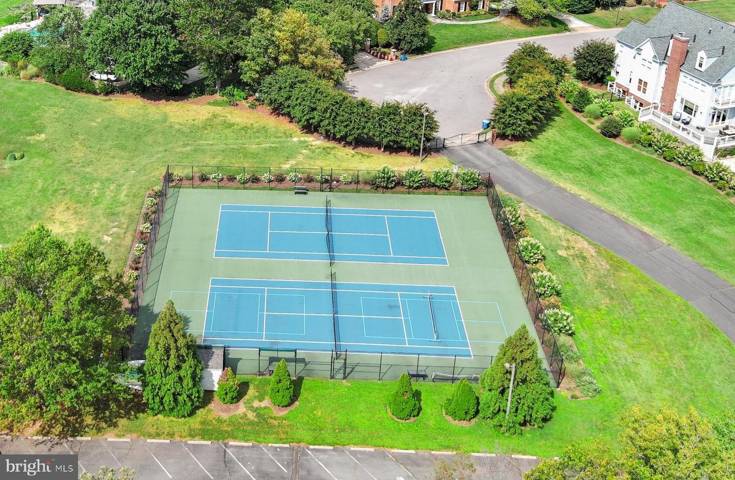 4505 DOLPHIN LN, ALEXANDRIA, Virginia 22309, 5 Bedrooms Bedrooms, ,4 BathroomsBathrooms,Residential,For sale,4505 DOLPHIN LN,VAFX2264534 MLS # VAFX2264534