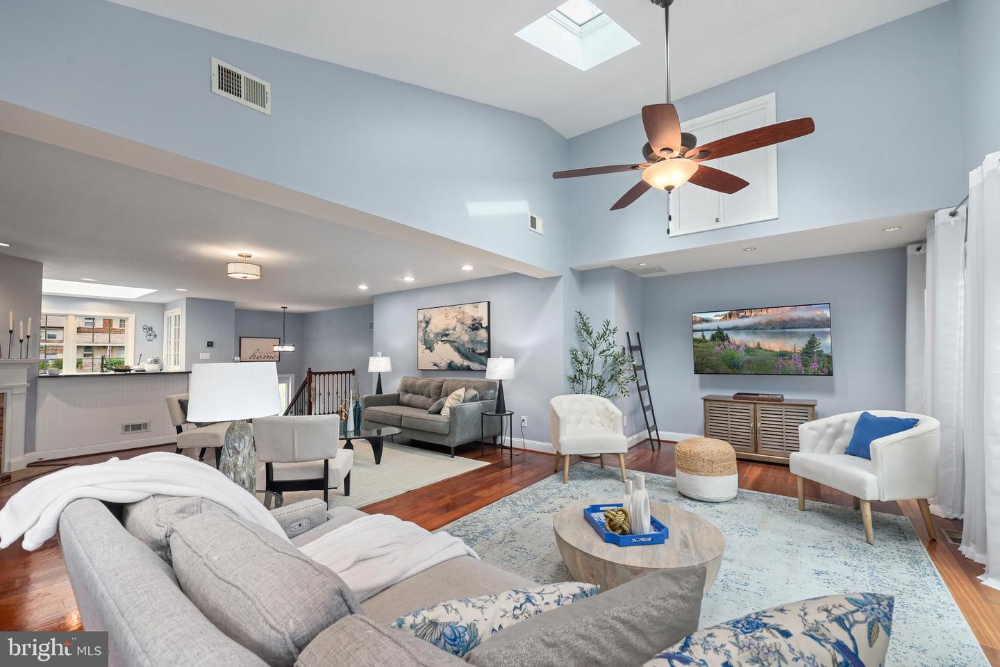 4505 DOLPHIN LN, ALEXANDRIA, Virginia 22309, 5 Bedrooms Bedrooms, ,4 BathroomsBathrooms,Residential,For sale,4505 DOLPHIN LN,VAFX2264534 MLS # VAFX2264534