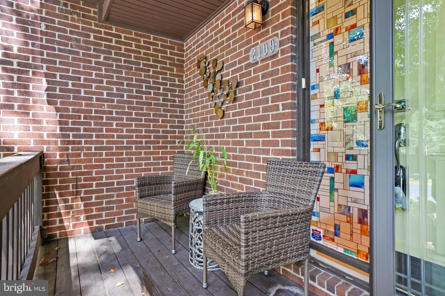 2109 COLTS NECK CT, RESTON, Virginia 20191, 3 Bedrooms Bedrooms, 13 Rooms Rooms,3 BathroomsBathrooms,Residential,For sale,2109 COLTS NECK CT,VAFX2264930 MLS # VAFX2264930