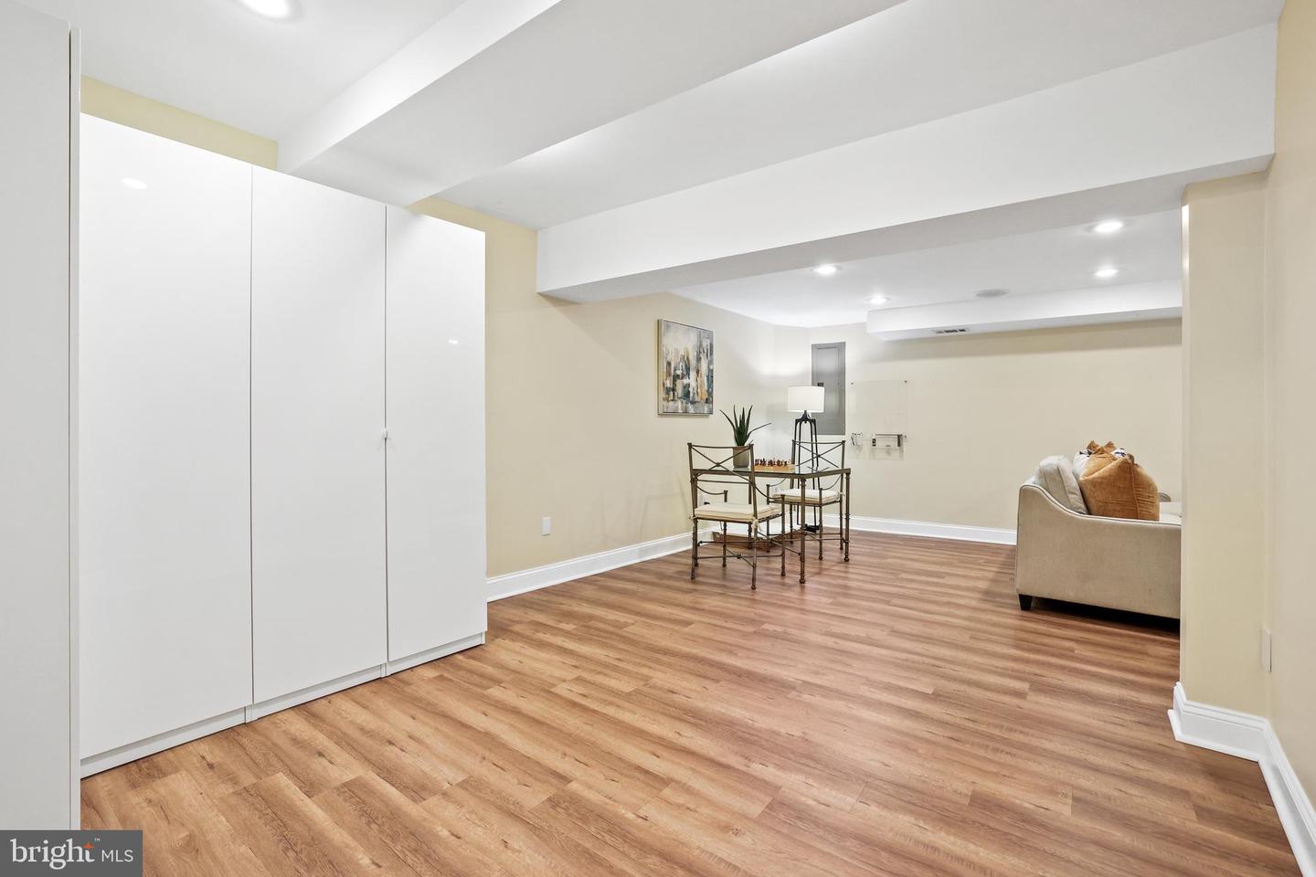 2109 COLTS NECK CT, RESTON, Virginia 20191, 3 Bedrooms Bedrooms, 13 Rooms Rooms,3 BathroomsBathrooms,Residential,For sale,2109 COLTS NECK CT,VAFX2264930 MLS # VAFX2264930