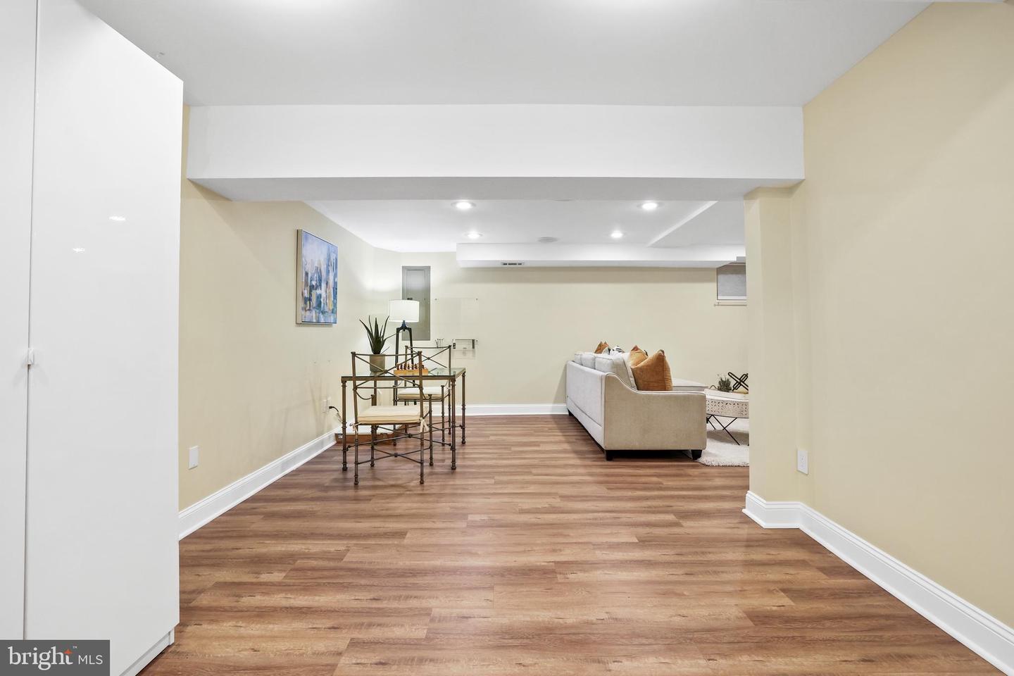 2109 COLTS NECK CT, RESTON, Virginia 20191, 3 Bedrooms Bedrooms, 13 Rooms Rooms,3 BathroomsBathrooms,Residential,For sale,2109 COLTS NECK CT,VAFX2264930 MLS # VAFX2264930