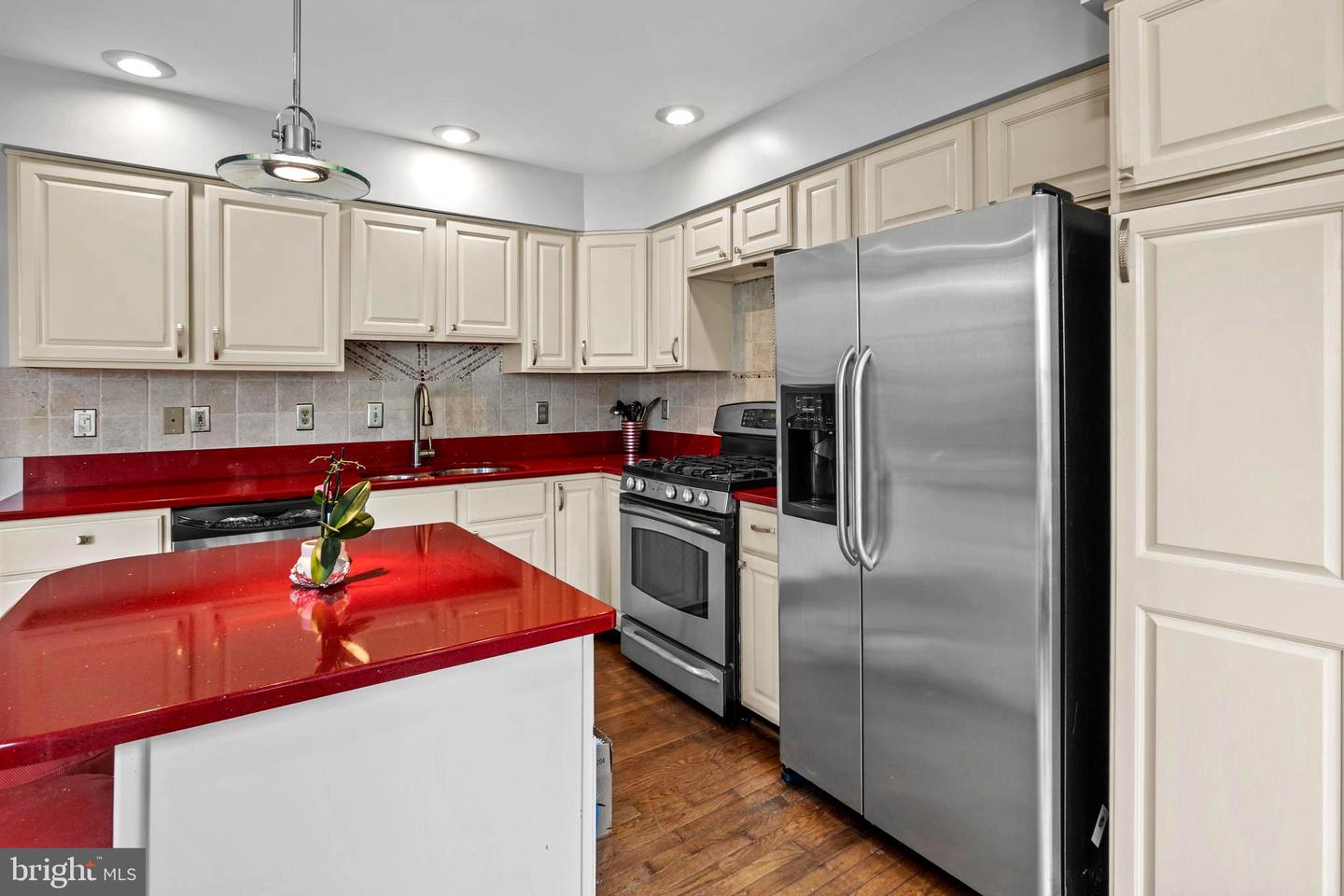 7428 HEATHERFIELD LN, ALEXANDRIA, Virginia 22315, 3 Bedrooms Bedrooms, ,3 BathroomsBathrooms,Residential,For sale,7428 HEATHERFIELD LN,VAFX2265044 MLS # VAFX2265044
