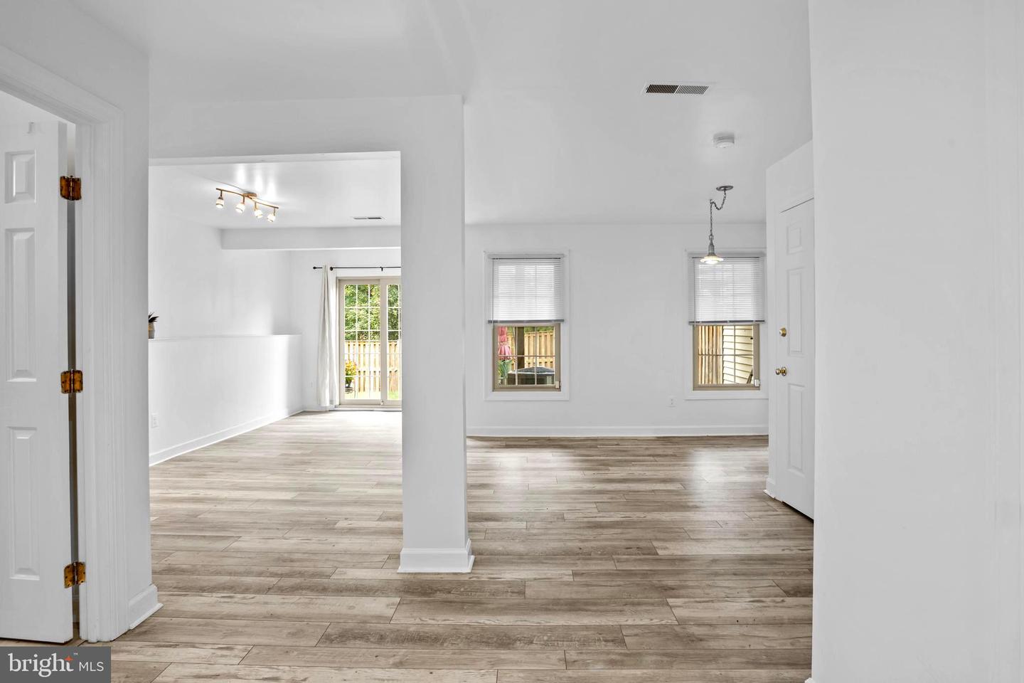 7428 HEATHERFIELD LN, ALEXANDRIA, Virginia 22315, 3 Bedrooms Bedrooms, ,3 BathroomsBathrooms,Residential,For sale,7428 HEATHERFIELD LN,VAFX2265044 MLS # VAFX2265044