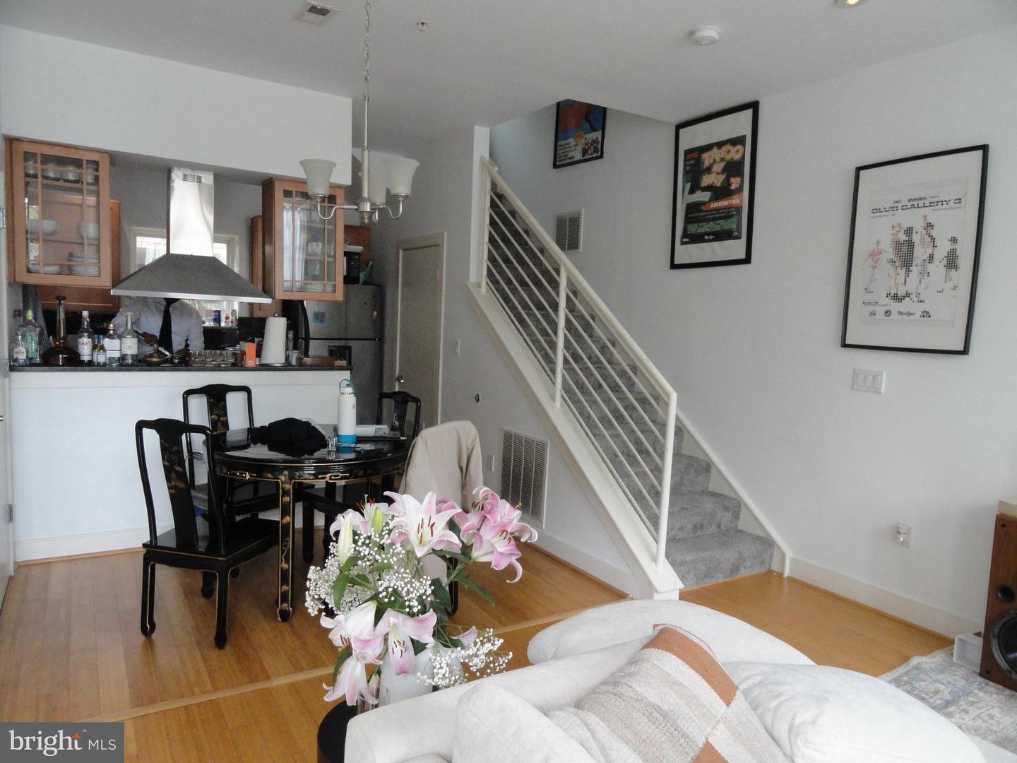 1838 6TH ST NW #A, WASHINGTON, District Of Columbia 20001, 2 Bedrooms Bedrooms, ,2 BathroomsBathrooms,Residential,For sale,1838 6TH ST NW #A,DCDC2220756 MLS # DCDC2220756