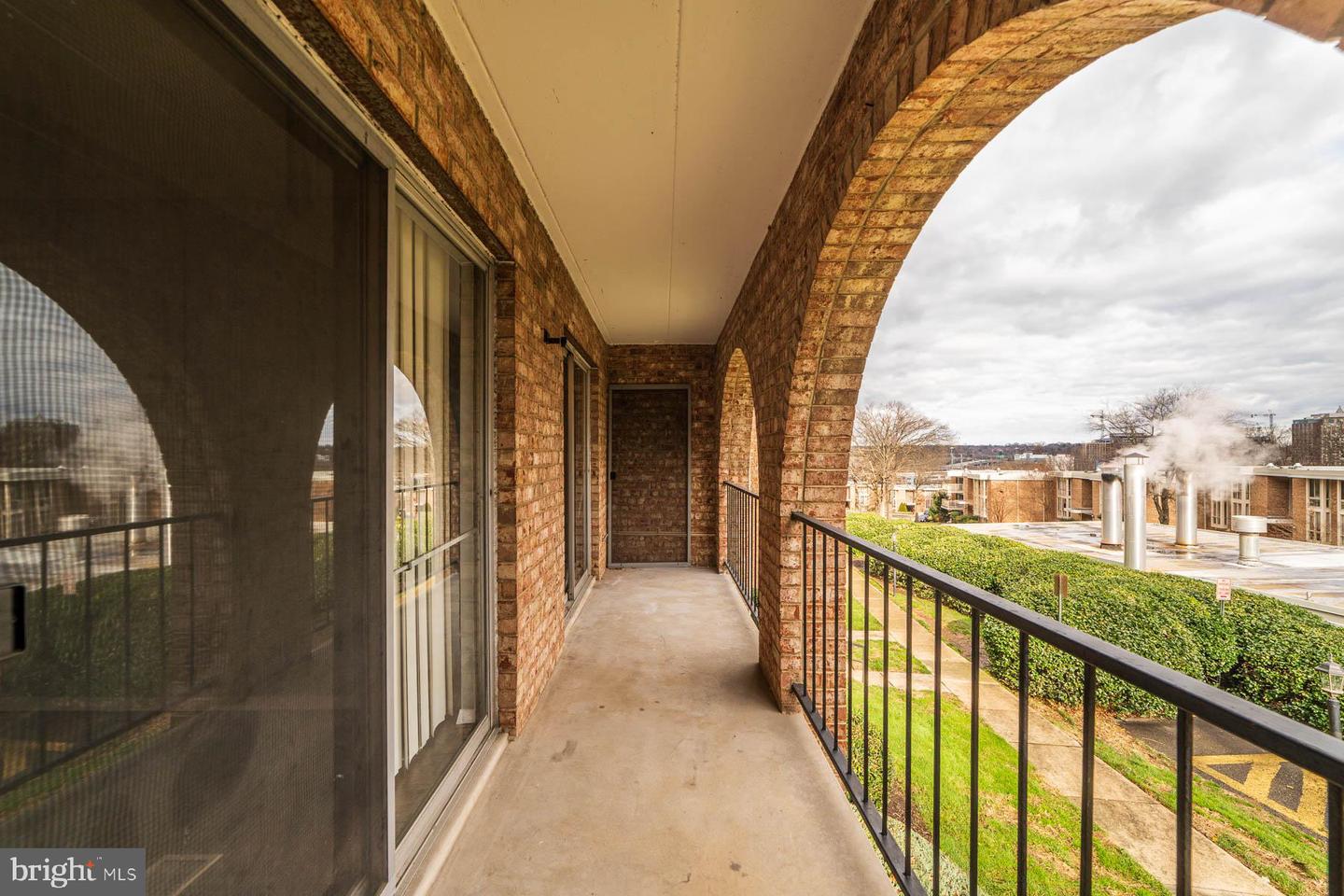 2609 WAGON DR #354, ALEXANDRIA, Virginia 22303, 2 Bedrooms Bedrooms, ,1 BathroomBathrooms,Residential,For sale,2609 WAGON DR #354,VAFX2265430 MLS # VAFX2265430 2609 WAGON DR #354, ALEXANDRIA, Virginia 22303, 2 Bedrooms Bedrooms, ,1 BathroomBathrooms,Residential,For sale,2609 WAGON DR #354,VAFX2265430 MLS # VAFX2265430