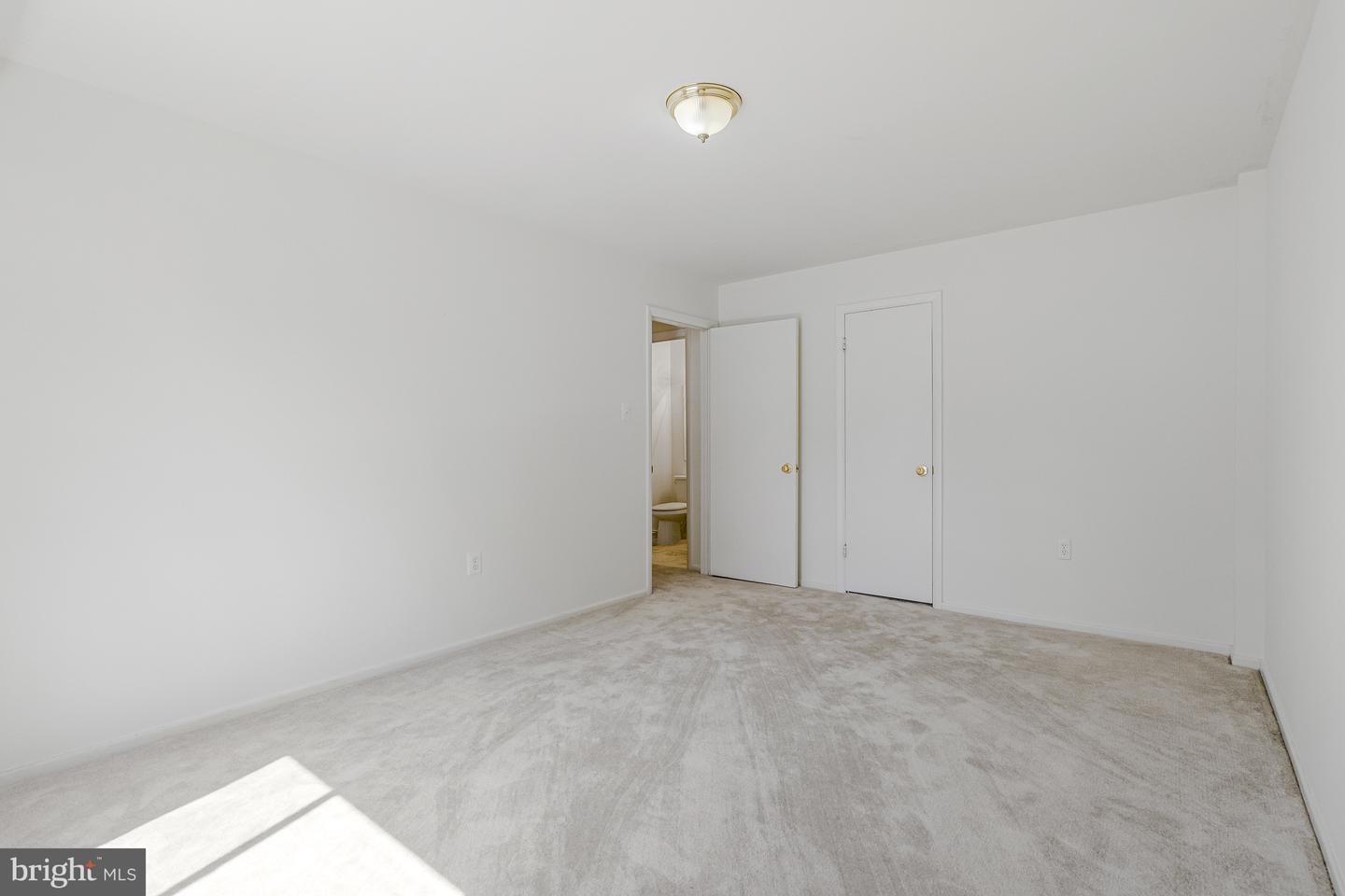 204 PARK TERRACE CT SE #25, VIENNA, Virginia 22180, 2 Bedrooms Bedrooms, ,1 BathroomBathrooms,Residential,For sale,204 PARK TERRACE CT SE #25,VAFX2266310 MLS # VAFX2266310