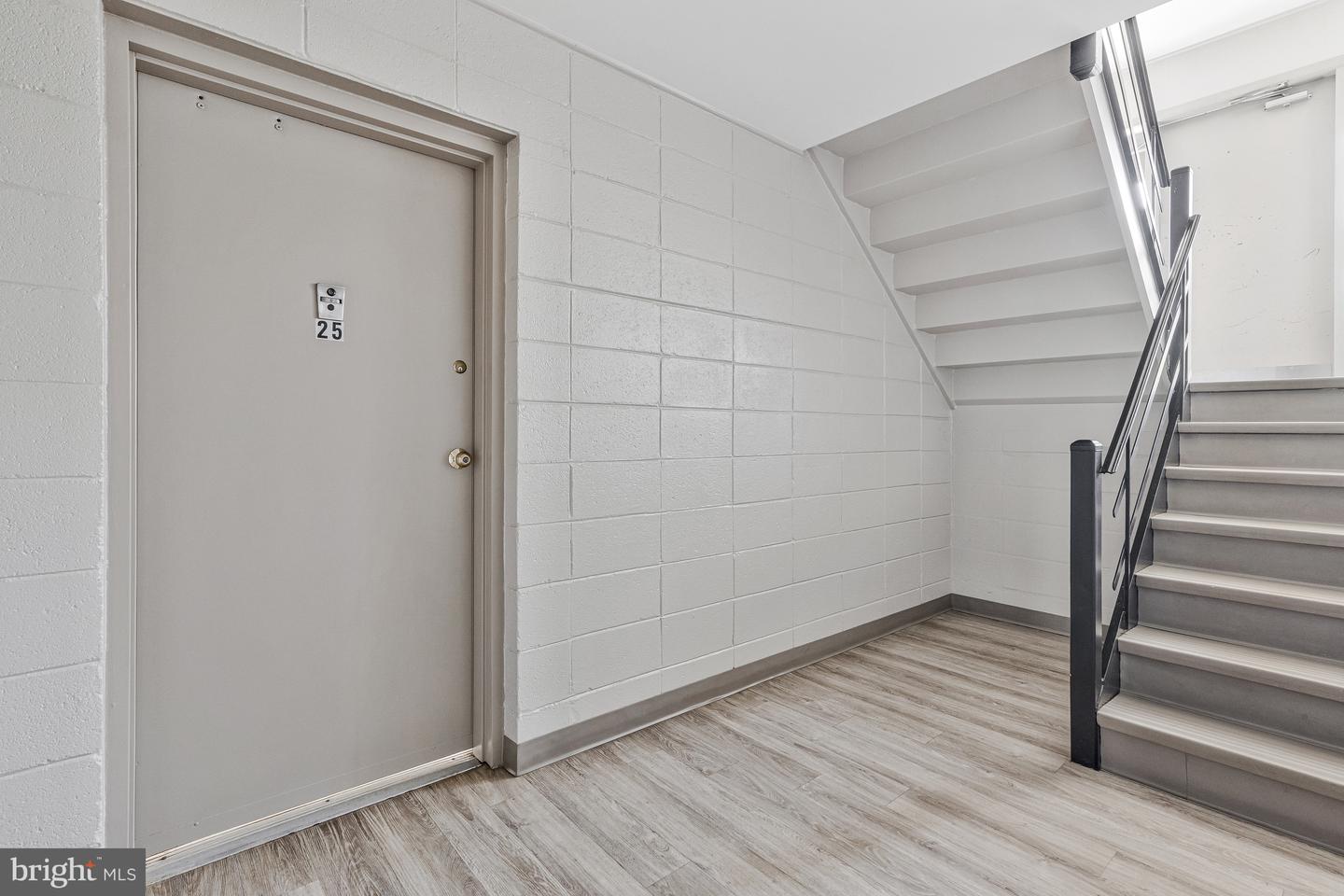 204 PARK TERRACE CT SE #25, VIENNA, Virginia 22180, 2 Bedrooms Bedrooms, ,1 BathroomBathrooms,Residential,For sale,204 PARK TERRACE CT SE #25,VAFX2266310 MLS # VAFX2266310