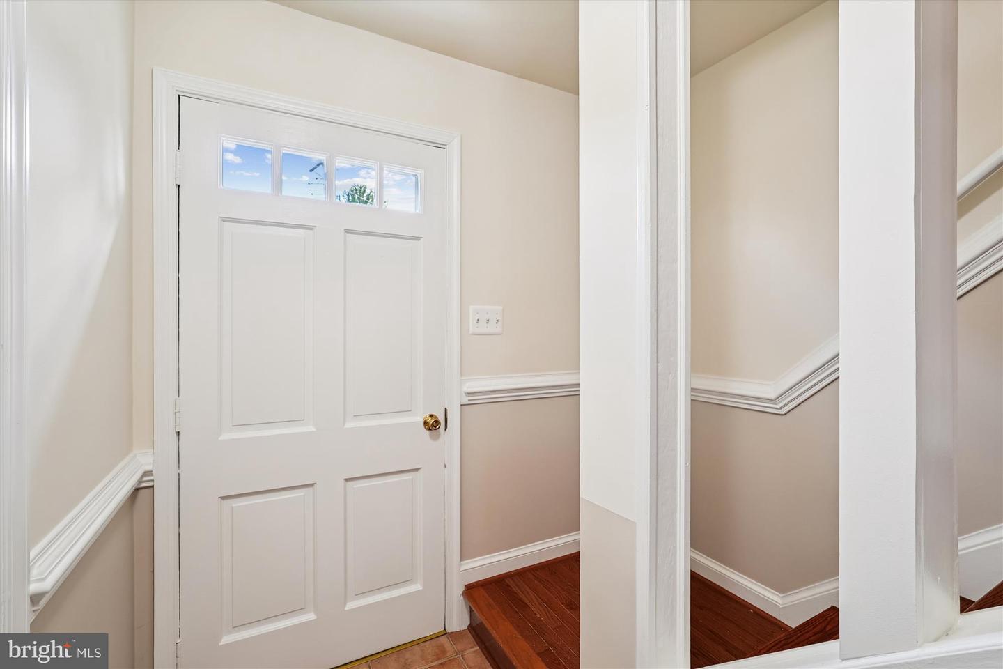 227 DRY MILL RD SW, LEESBURG, Virginia 20175, 3 Bedrooms Bedrooms, ,1 BathroomBathrooms,Residential,For sale,227 DRY MILL RD SW,VALO2106652 MLS # VALO2106652