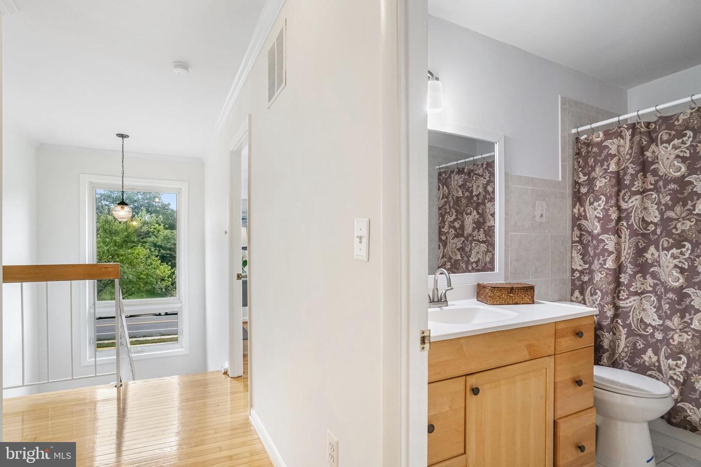 8006 NORTHUMBERLAND RD, SPRINGFIELD, Virginia 22153, 4 Bedrooms Bedrooms, 8 Rooms Rooms,4 BathroomsBathrooms,Residential,For sale,8006 NORTHUMBERLAND RD,VAFX2267086 MLS # VAFX2267086